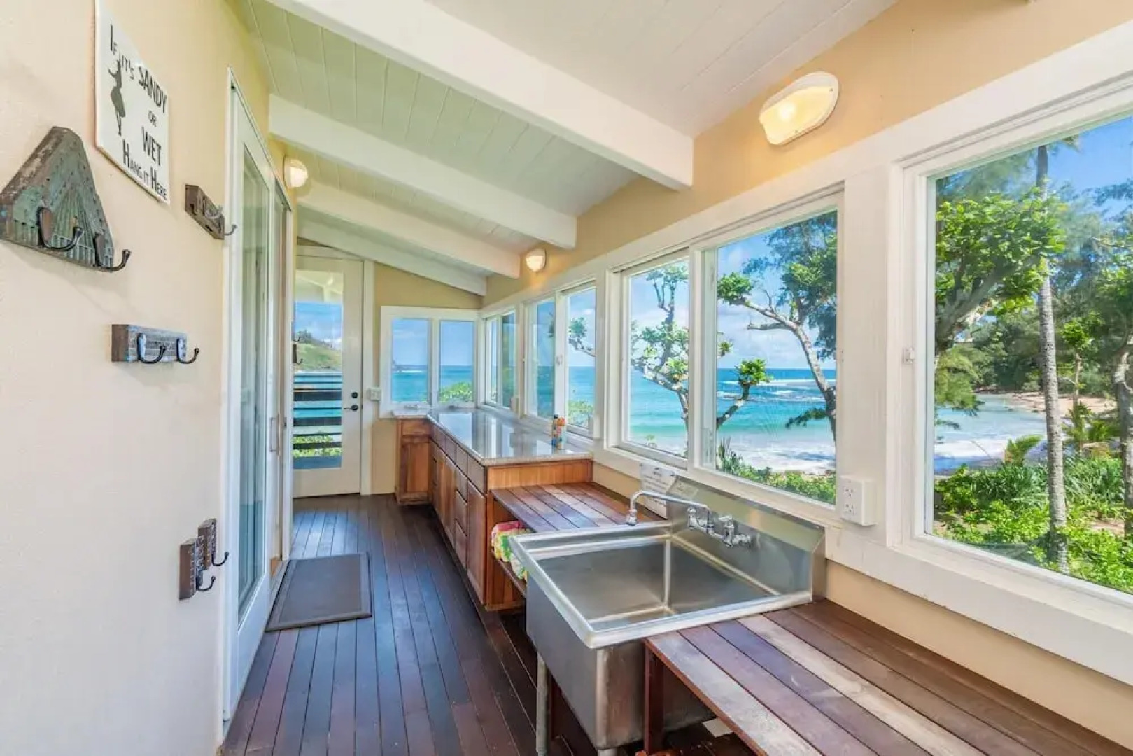 Moloa'a Bay Villa and Cottage