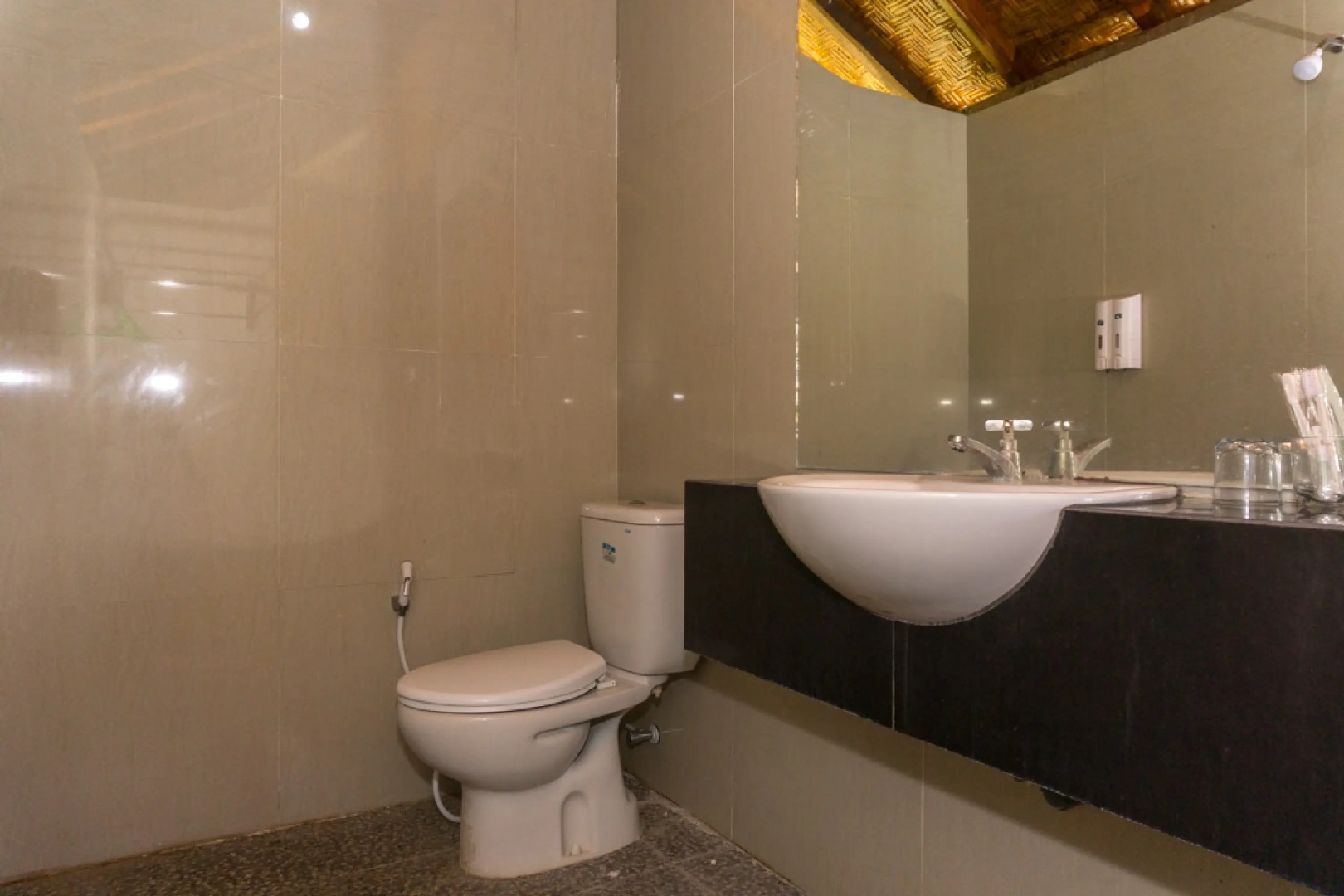 RedDoorz @ Tambolaka Sumba