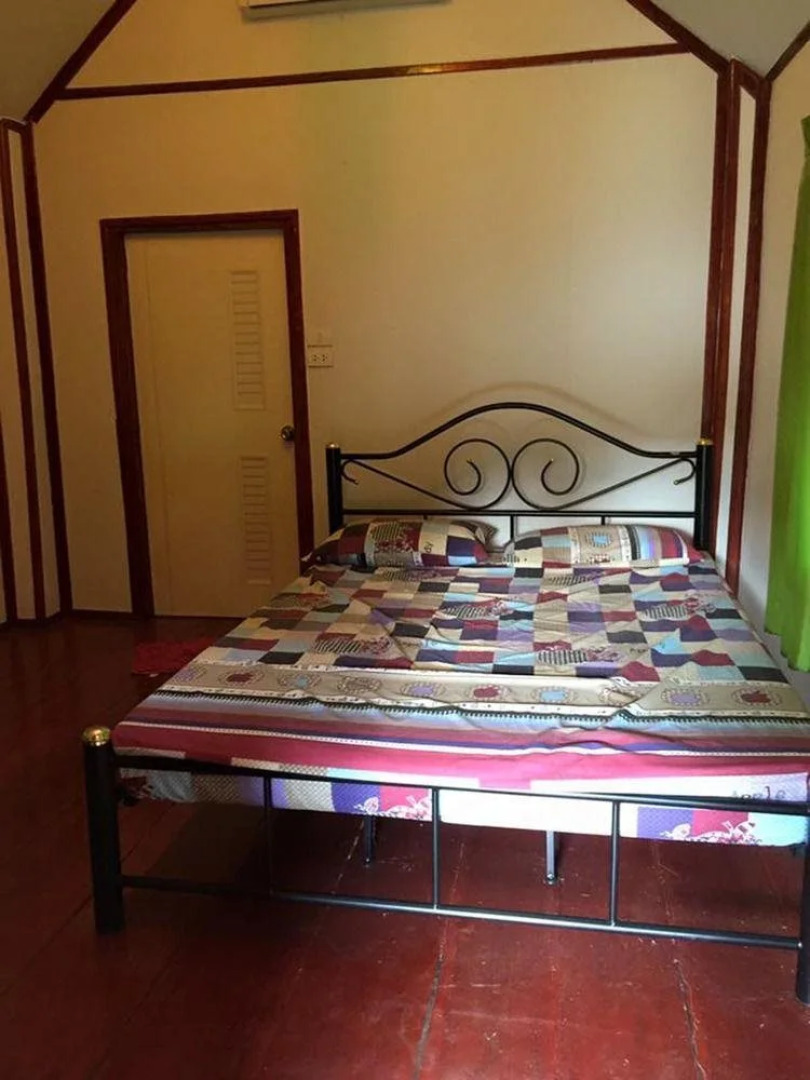 Baan Phukaotoknam Resort