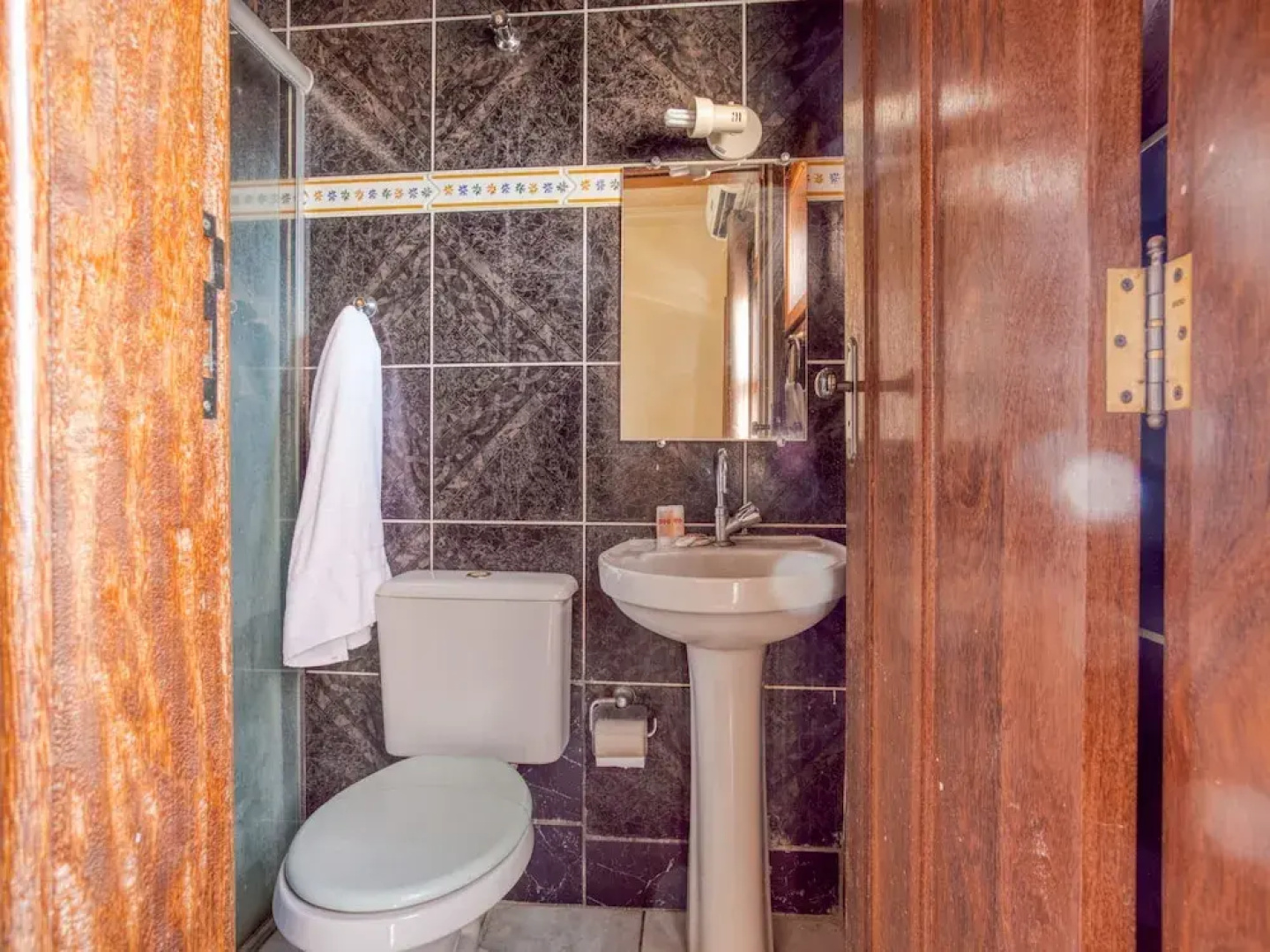 OYO Hotel Tereza Curvelo