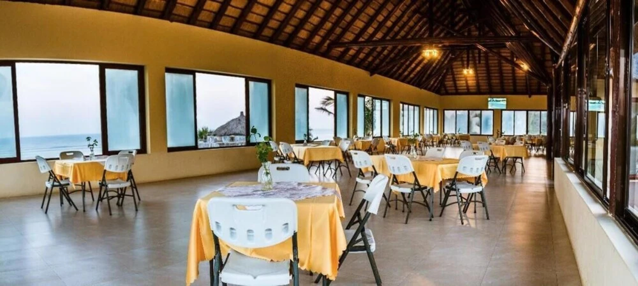 Paraiso de Chidenguele Resort