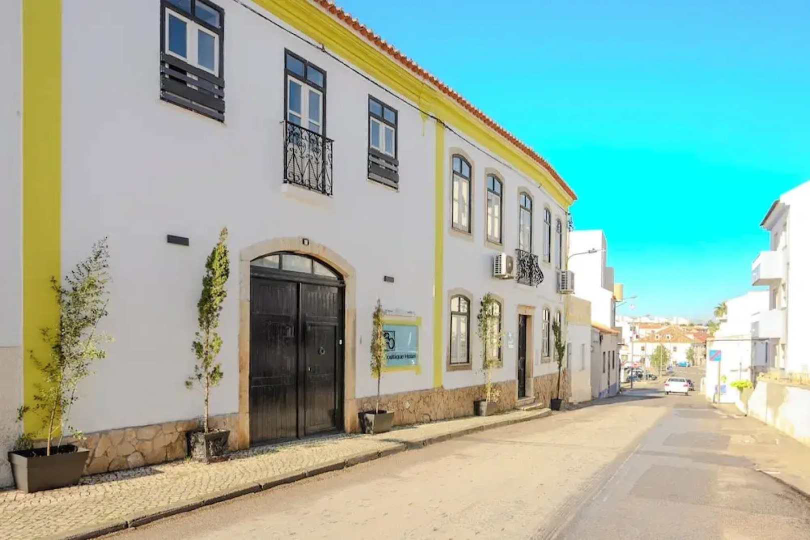 Bo Boutique Hotel & Hairshop