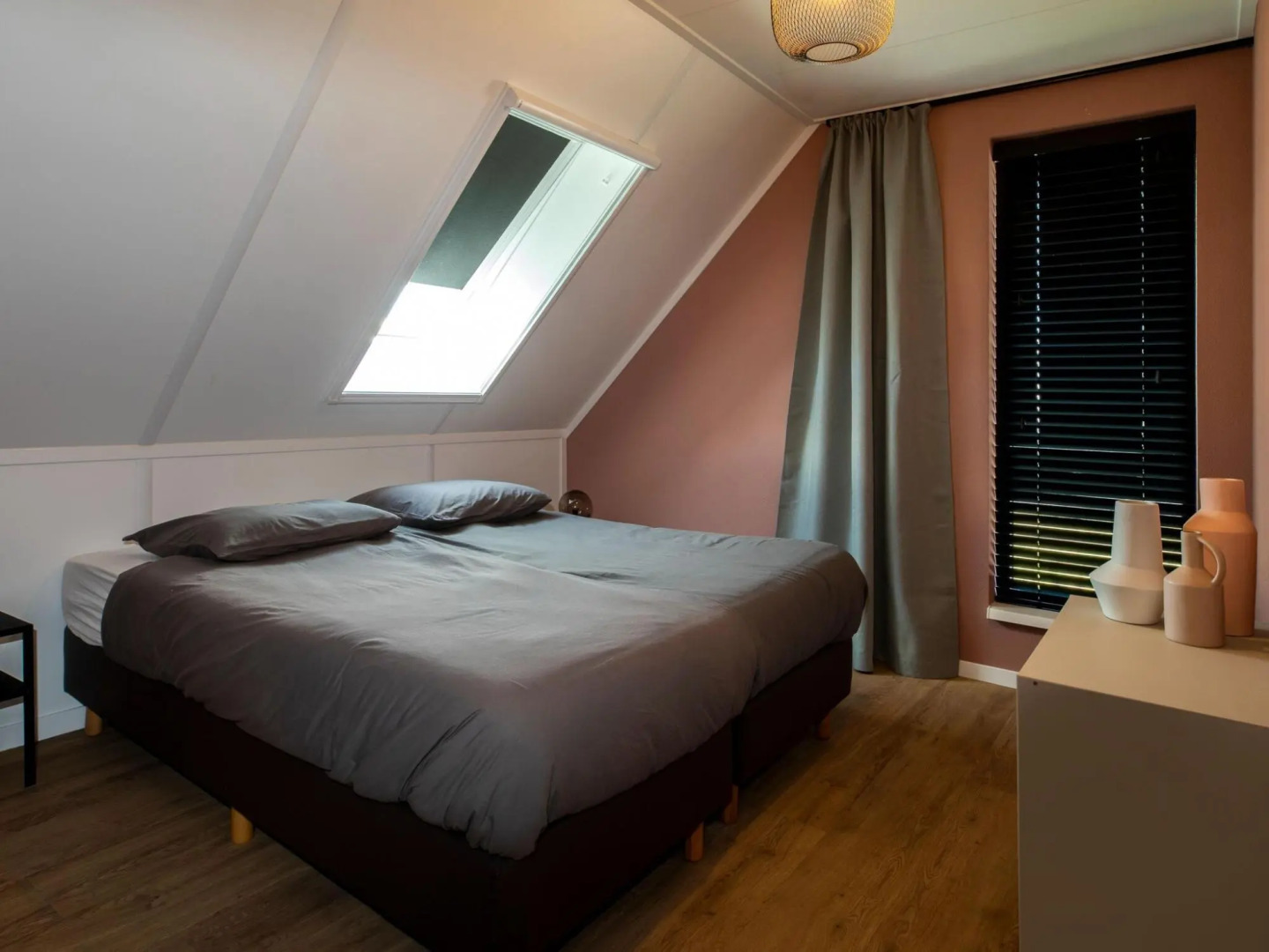 Beautiful Villa With Spacious Garden