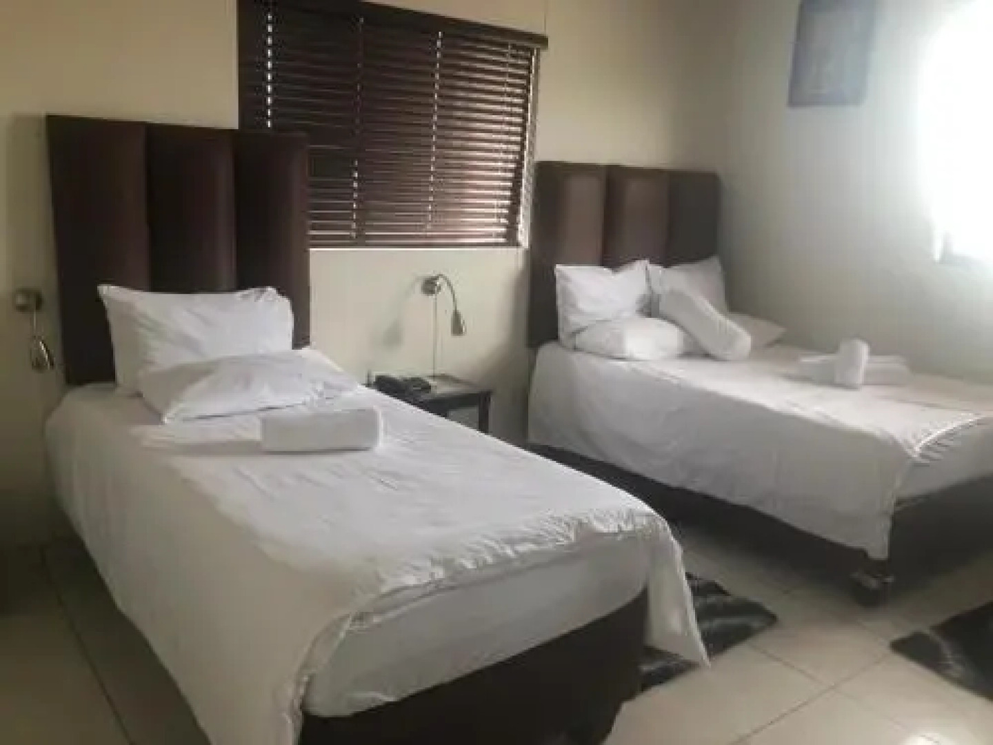 Road House Guest House