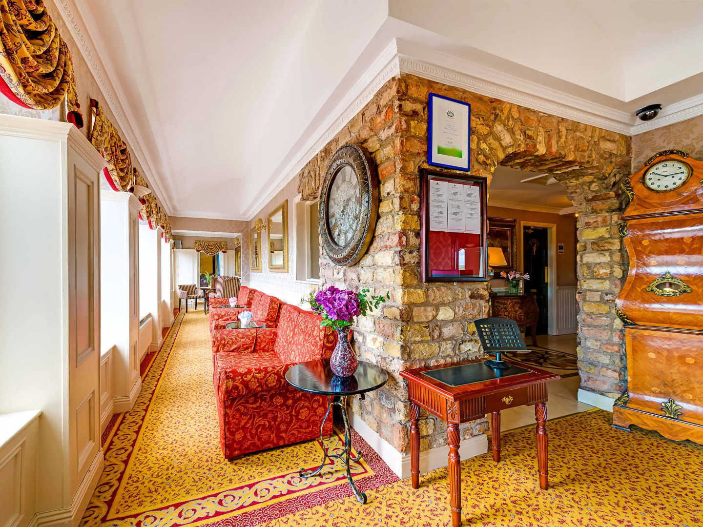 Bellbridge House Hotel