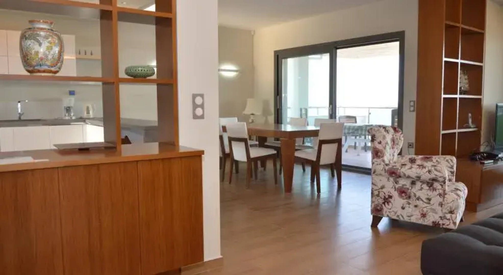 Aqua Mare Luxury Apartments