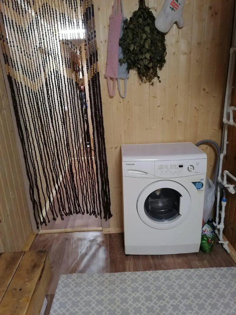 Дом у берёз и сосен