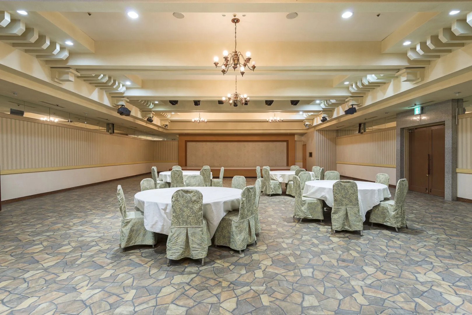 Ocean to you Resort Sokcho Seorak Beach Hotel and condo