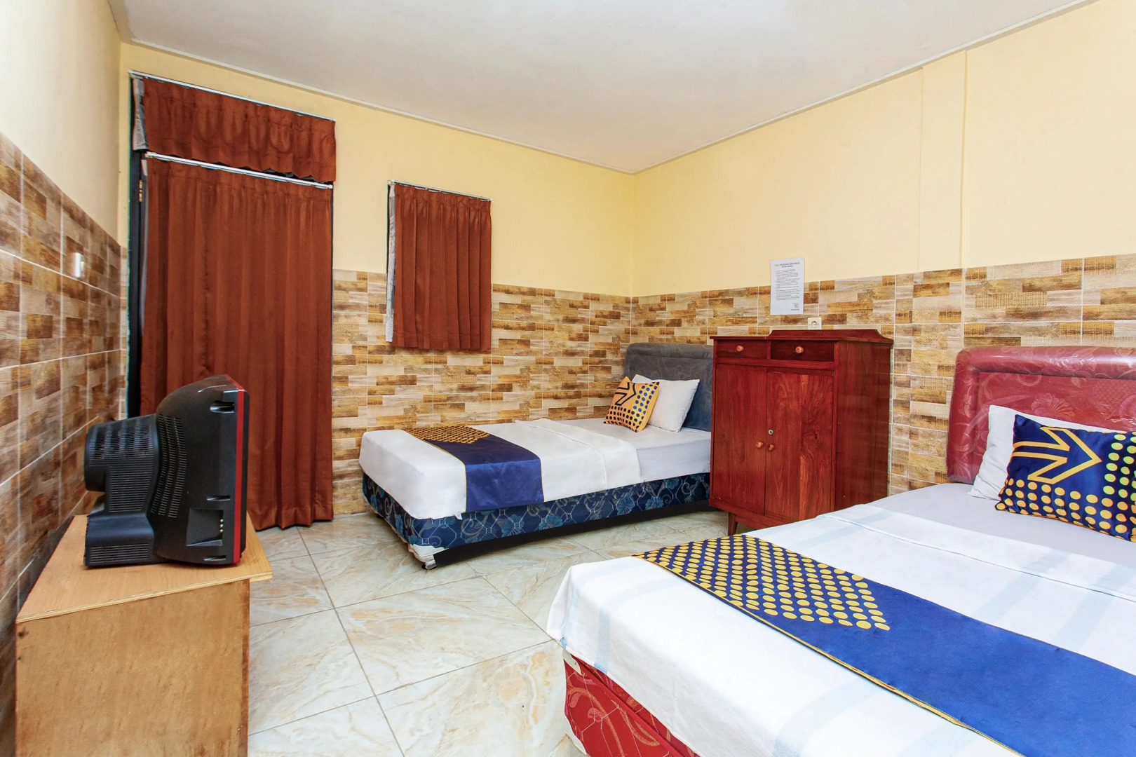 SPOT ON 2815 Hotel Damai