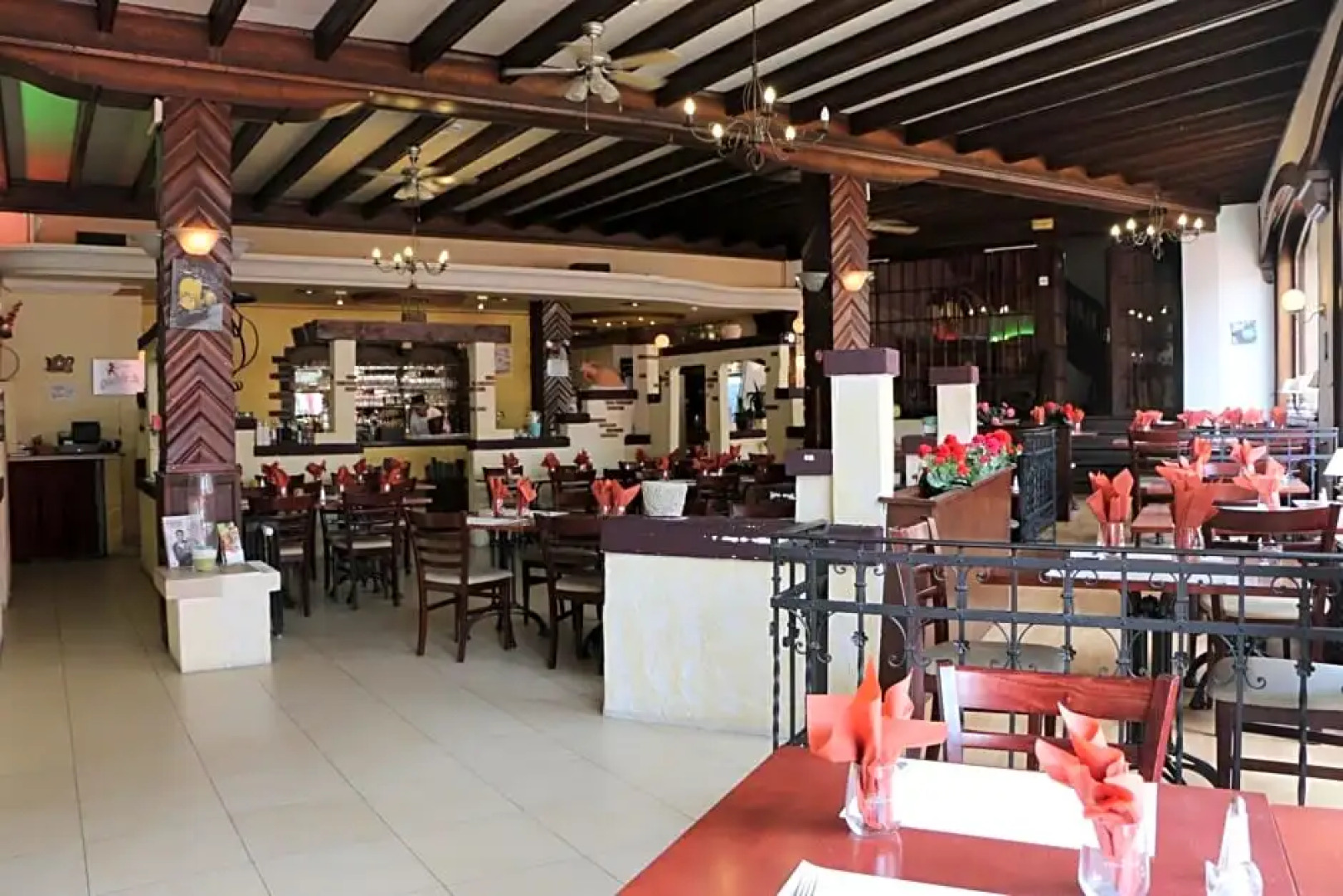 Hotel Duc De Bouillon