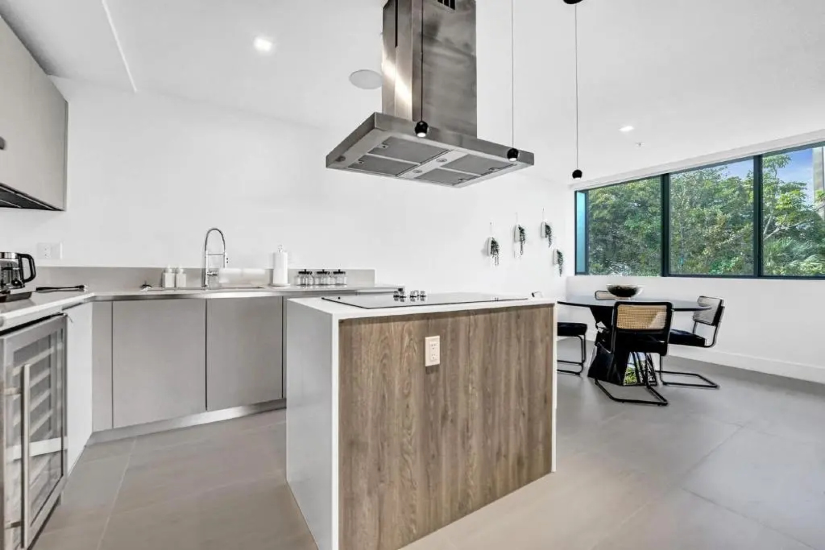Up East Townhomes by Nomada Residences