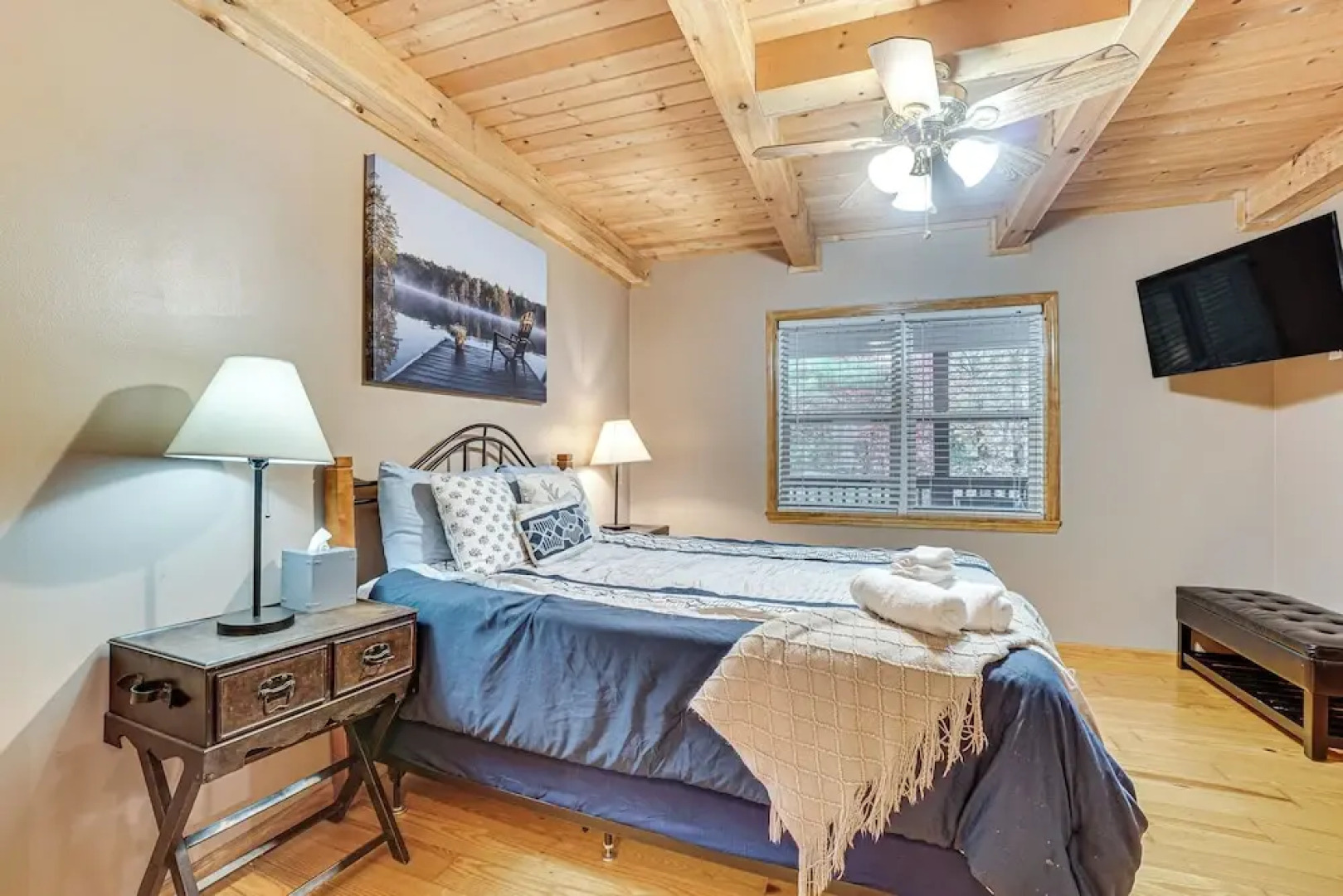 Spacious Home in Helen w/ Porch & Balcony!