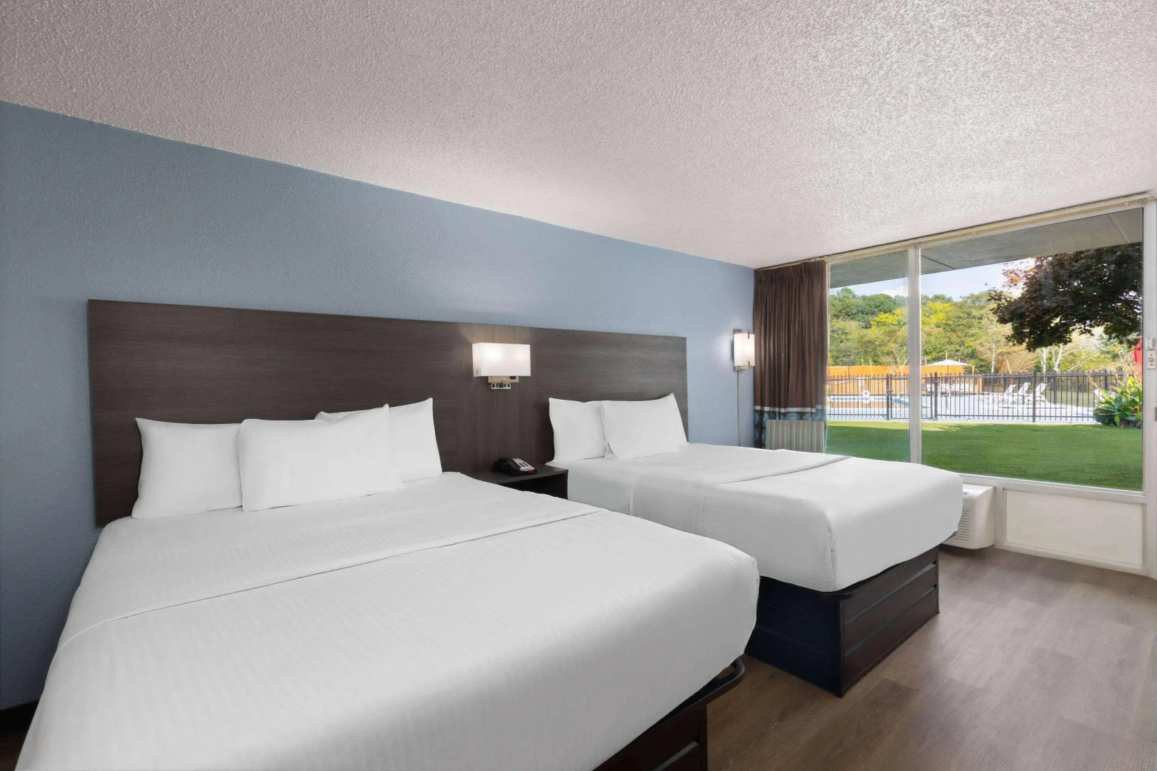 Super 8 by Wyndham Riverside AL