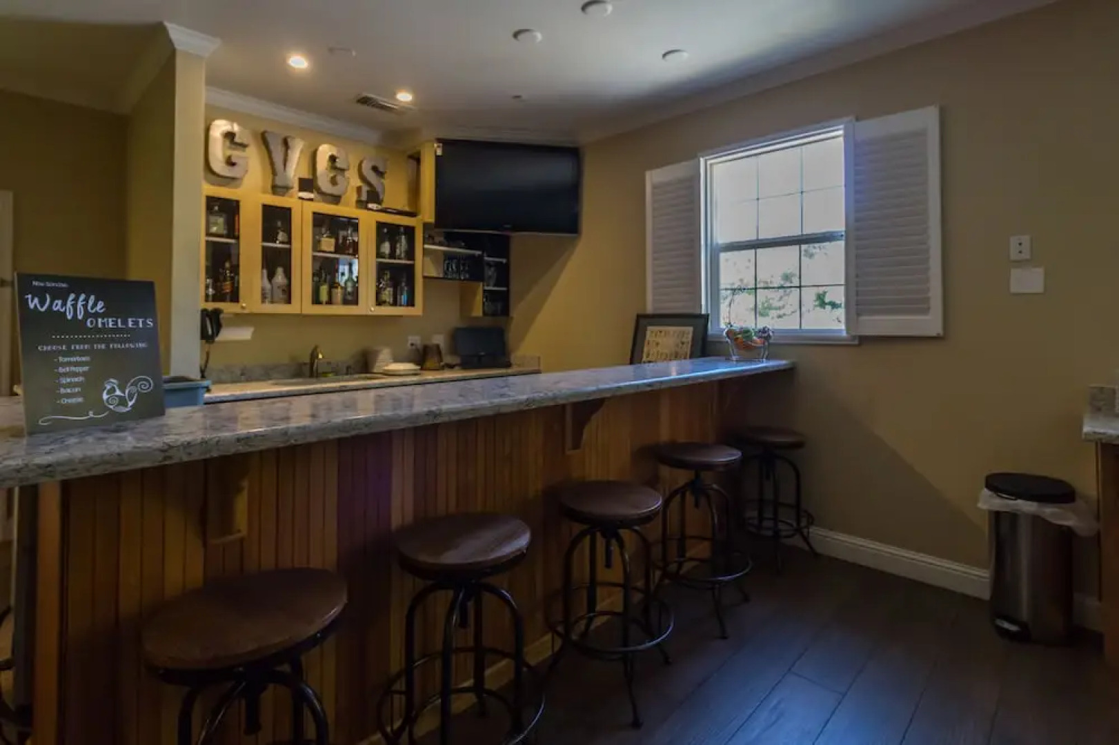 Grass Valley Courtyard Suites