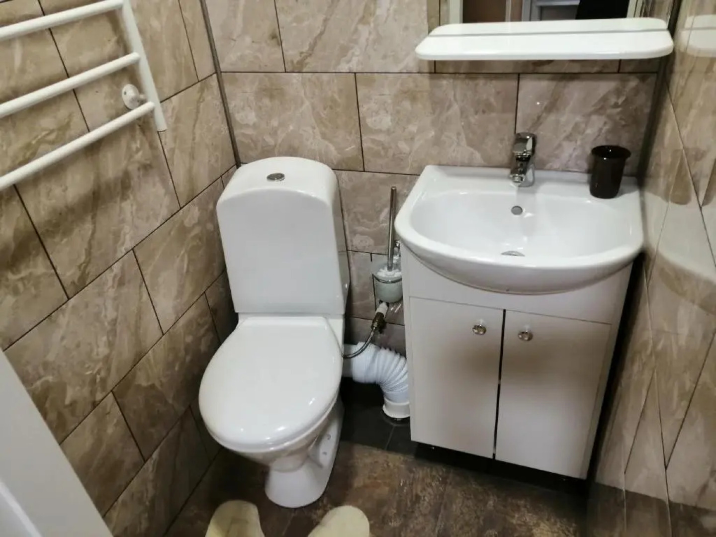 Apartment by the park