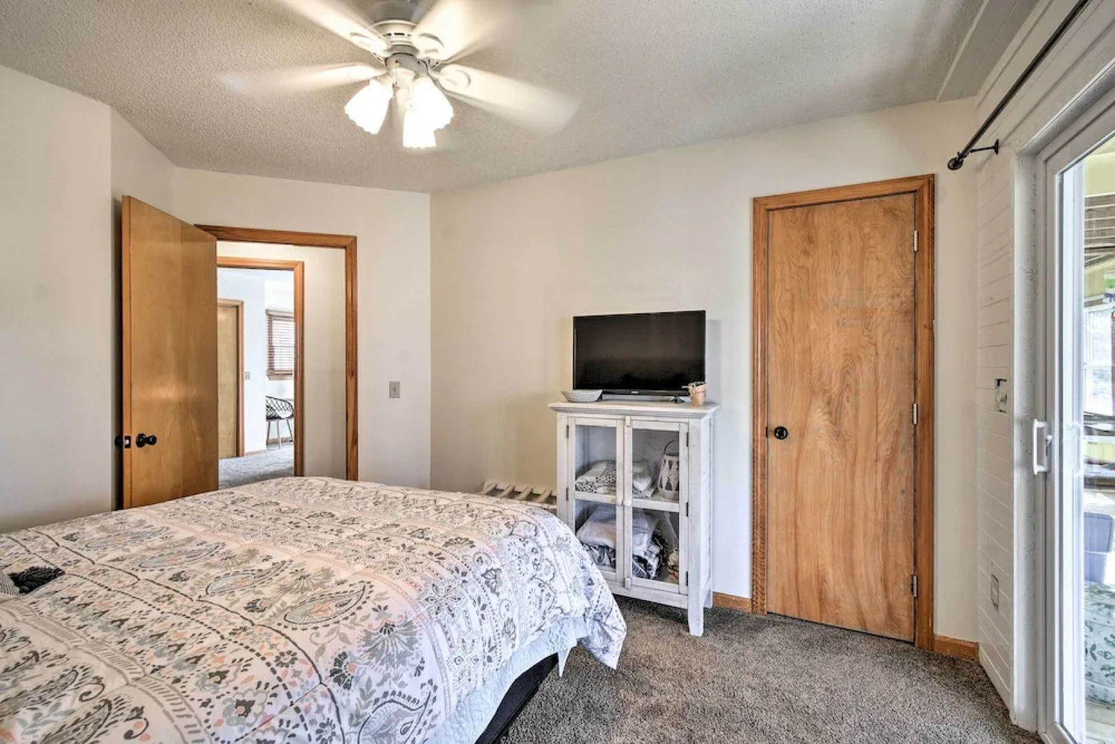 Canal-front Paradise w/ Dock in Kill Devil Hills