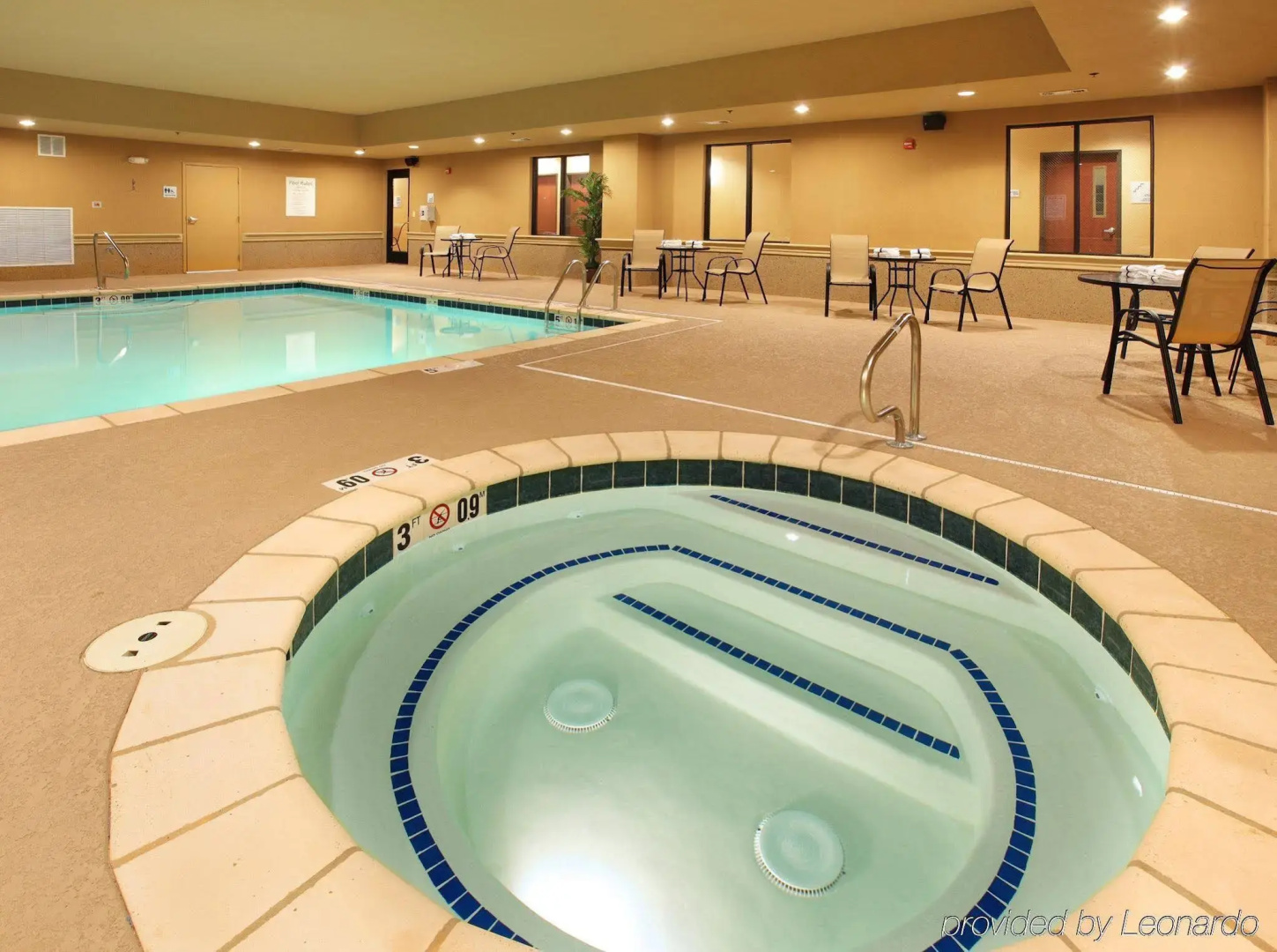 Holiday Inn Express Hotel & Suites Texarkana East by IHG