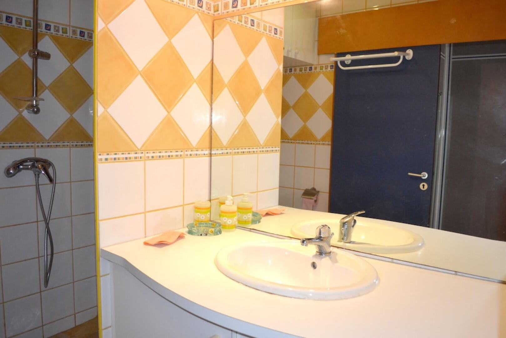 Apartment With one Bedroom in Le Diamant, With Enclosed Garden and Wif