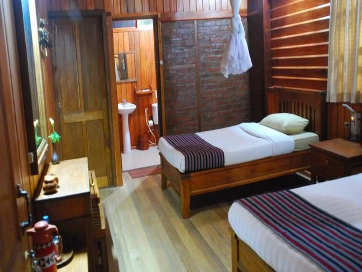 Putao Trekking House