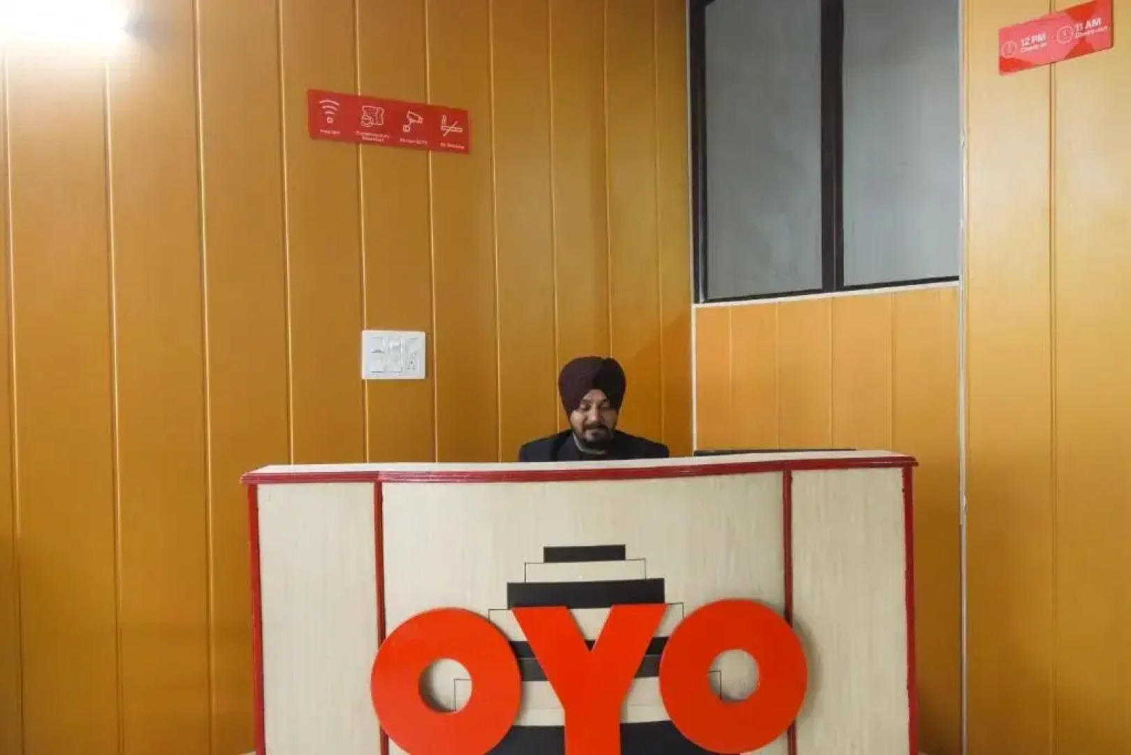 Hotel New Delhi by OYO Rooms