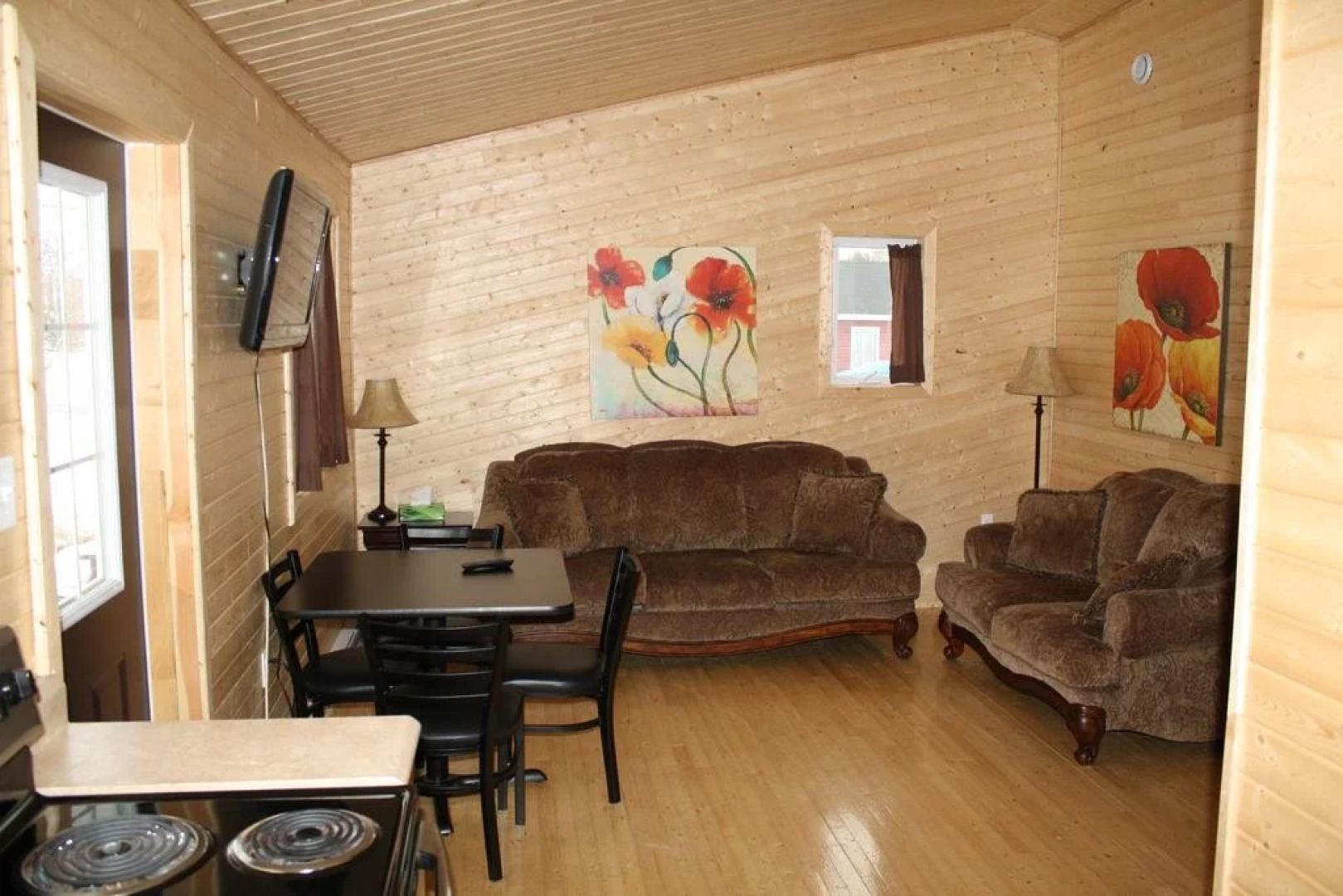 The Country Inn Motel