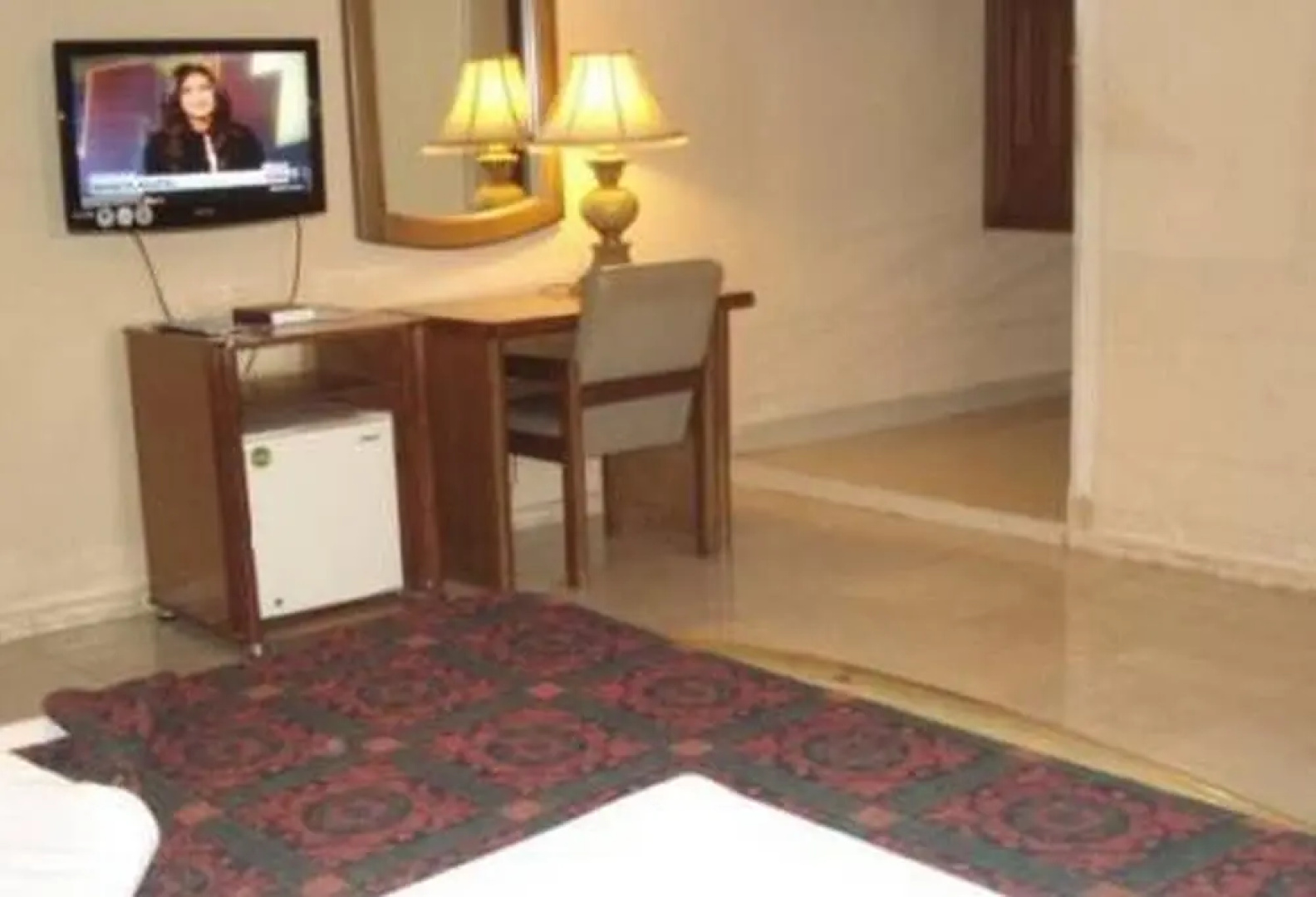 Choice Gate Hotel and Suites