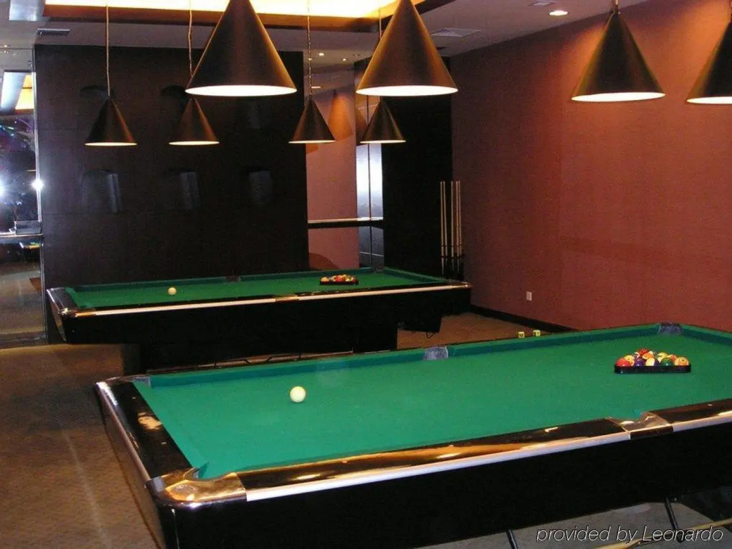 Oak Bay Garden Hotel