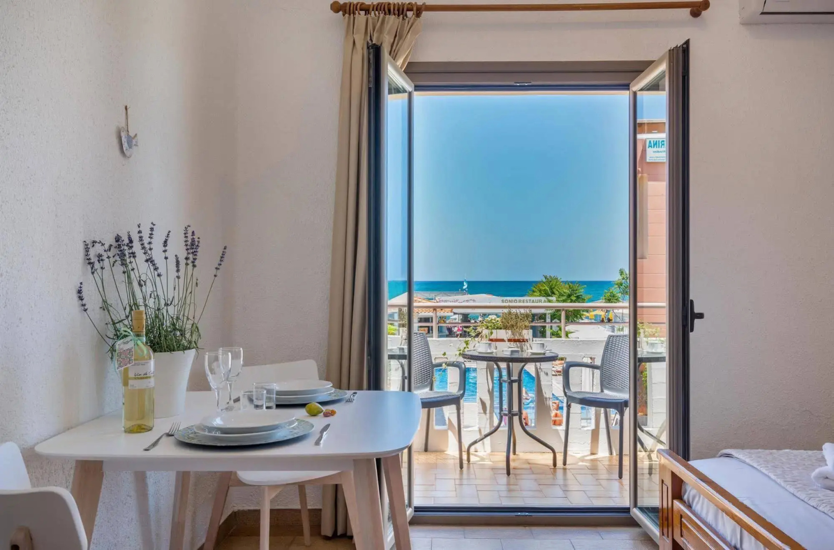 Sonio Beach Hotel