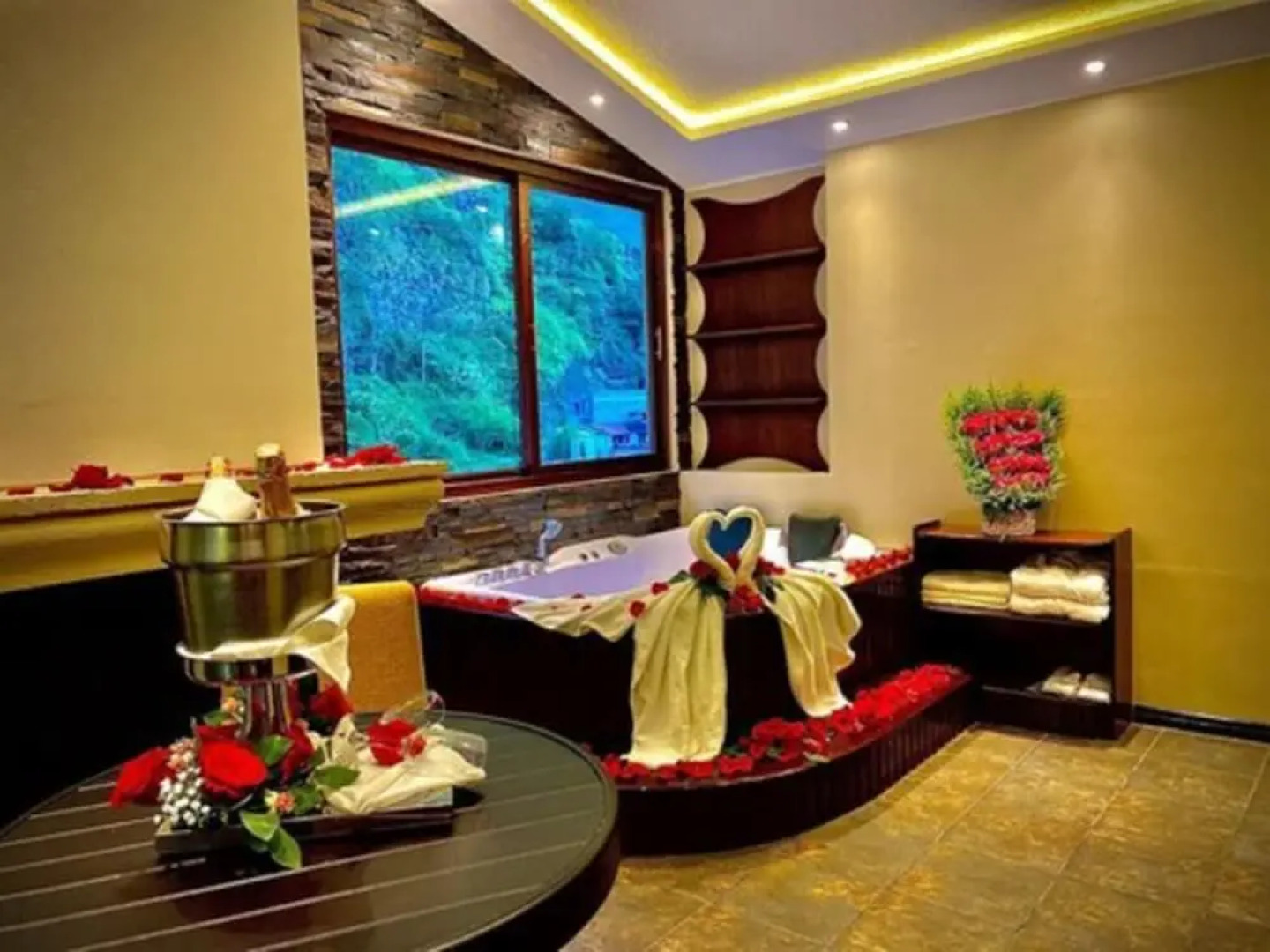 Sangay Spa Hotel