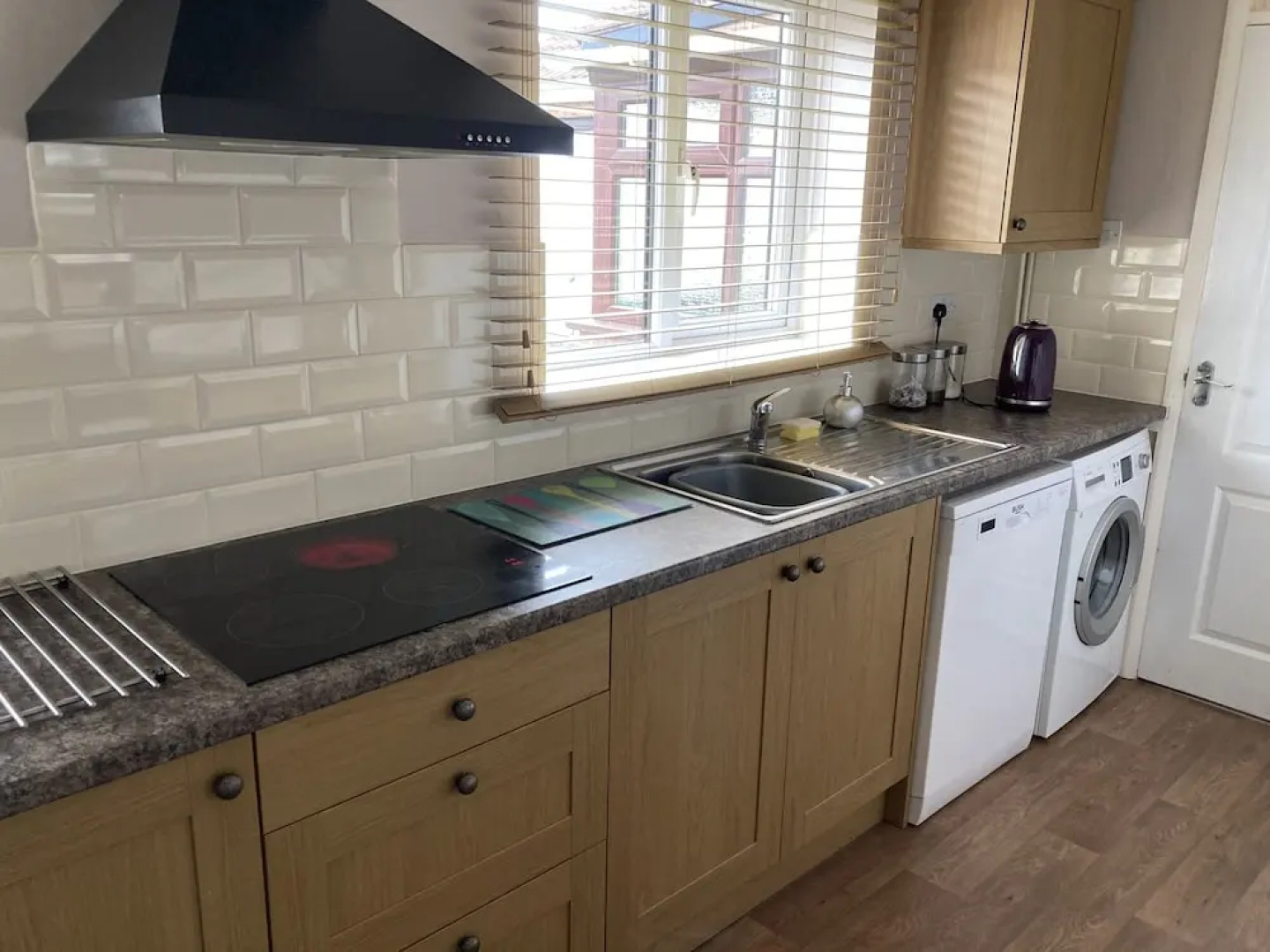 Spacious Detached Bungalow With Ample Parking