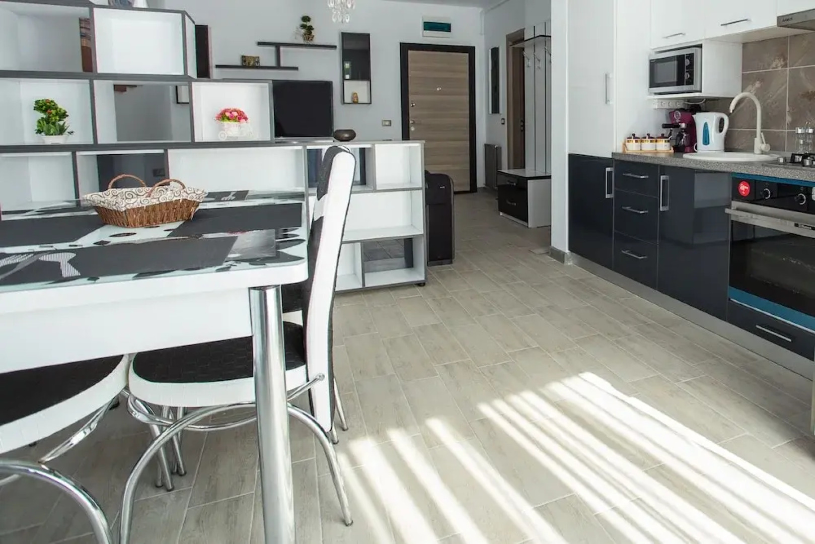 Apartament Black&White