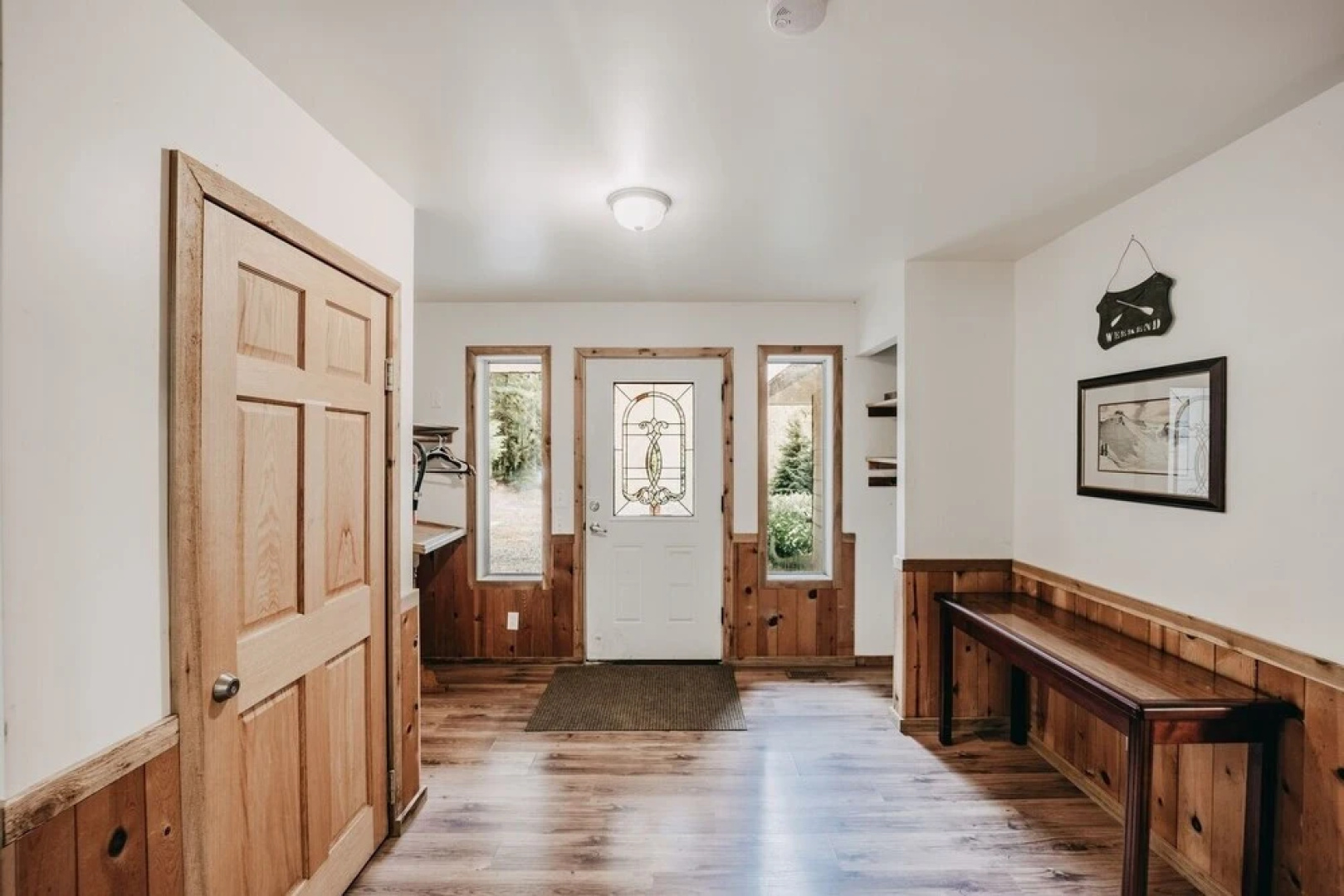 03mbh -12-bdrm - 3.5-bath - Wifi - Pets Ok - Sleeps 26 12 Bedroom Home by RedAwning