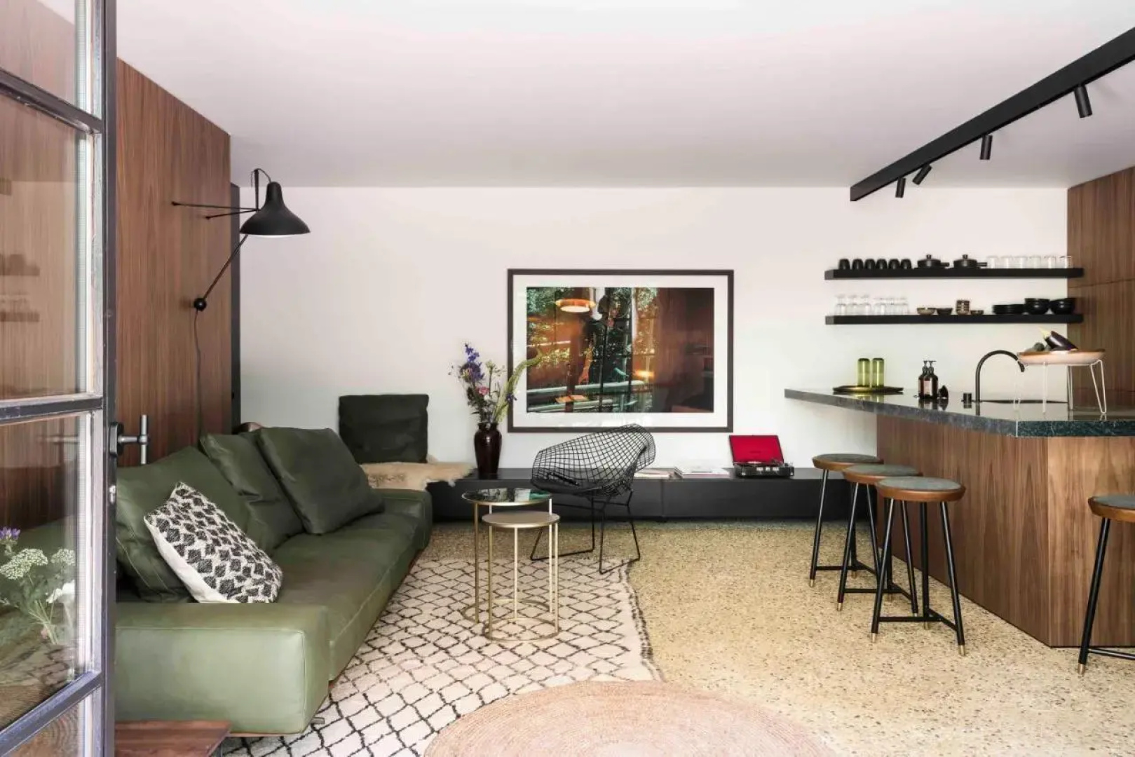 Loft Living Garden Suite