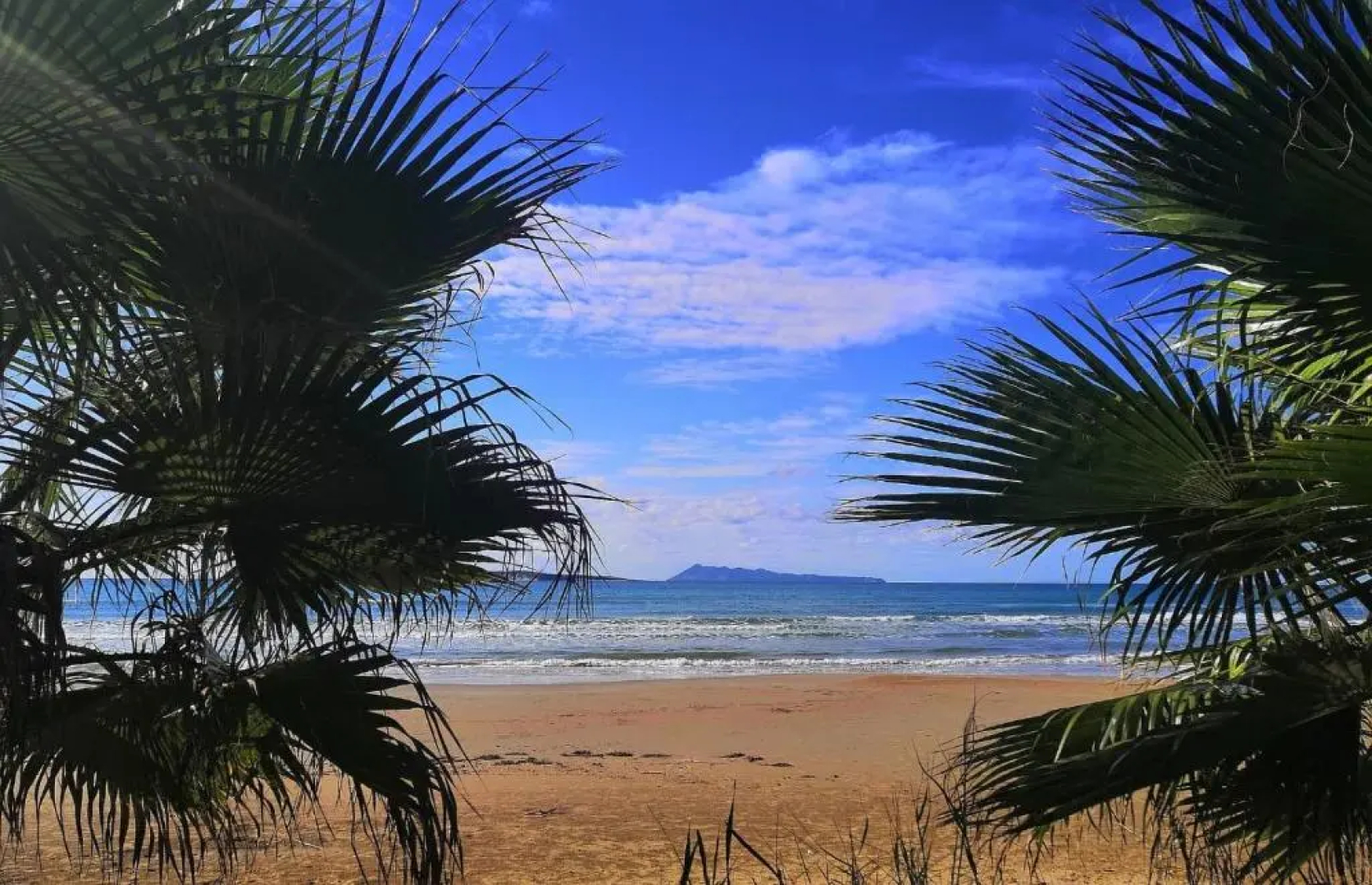 Megali Beach Nikos