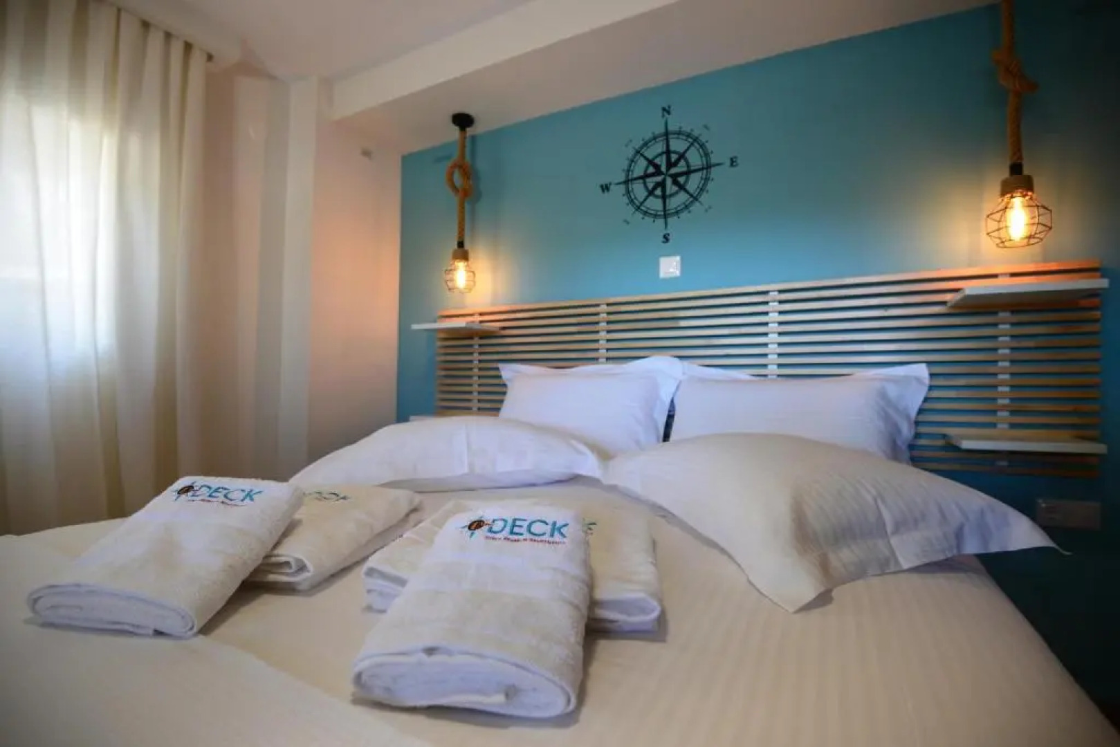 Deck2 Syros Premium Apartments