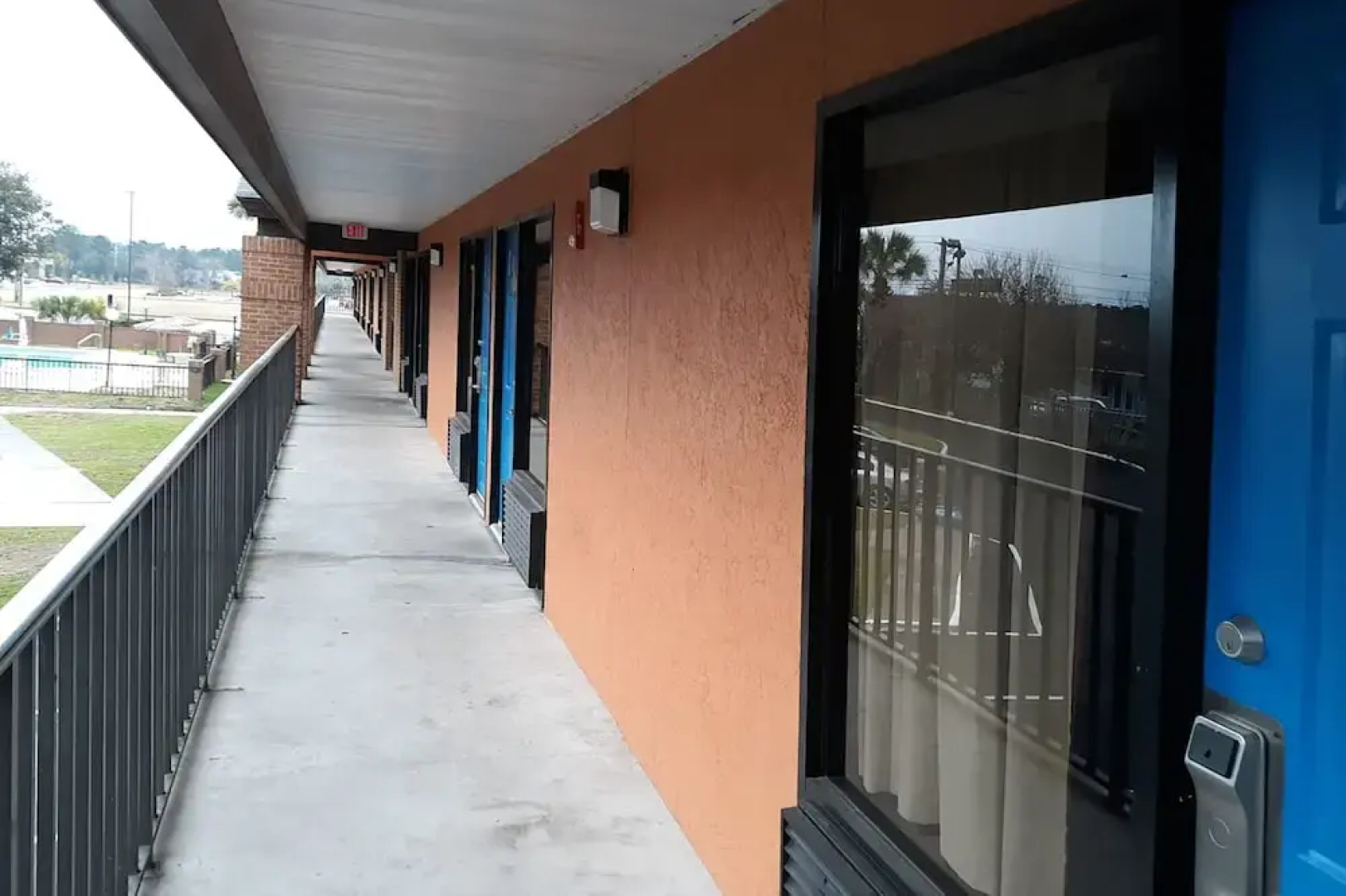 Super Value Inn