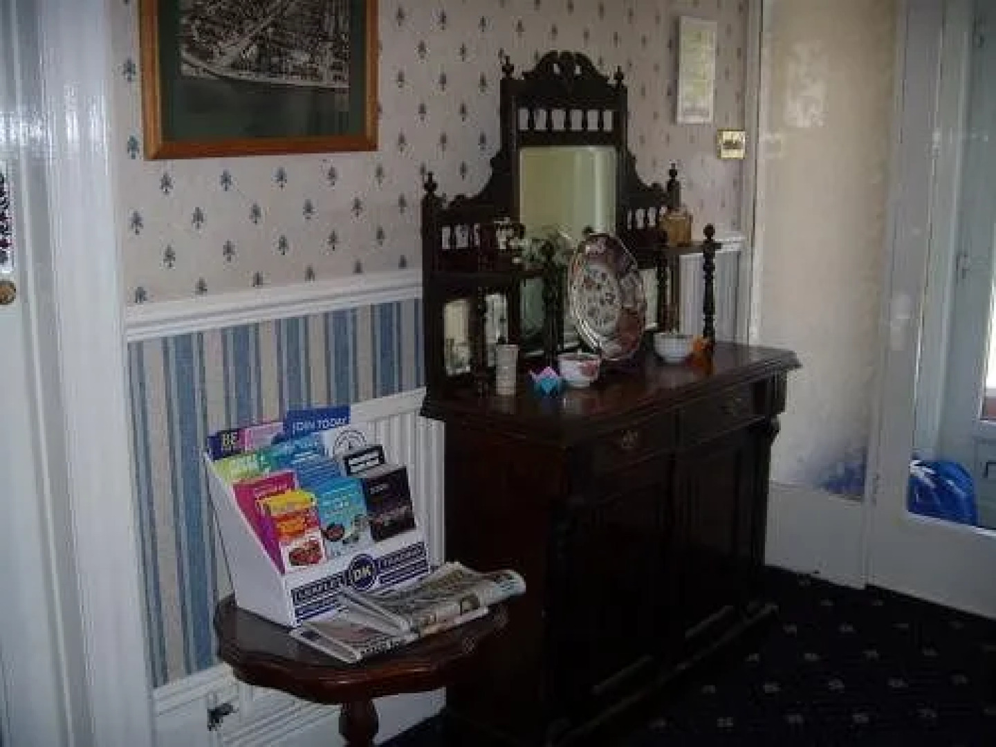 Whitworth Falls Hotel