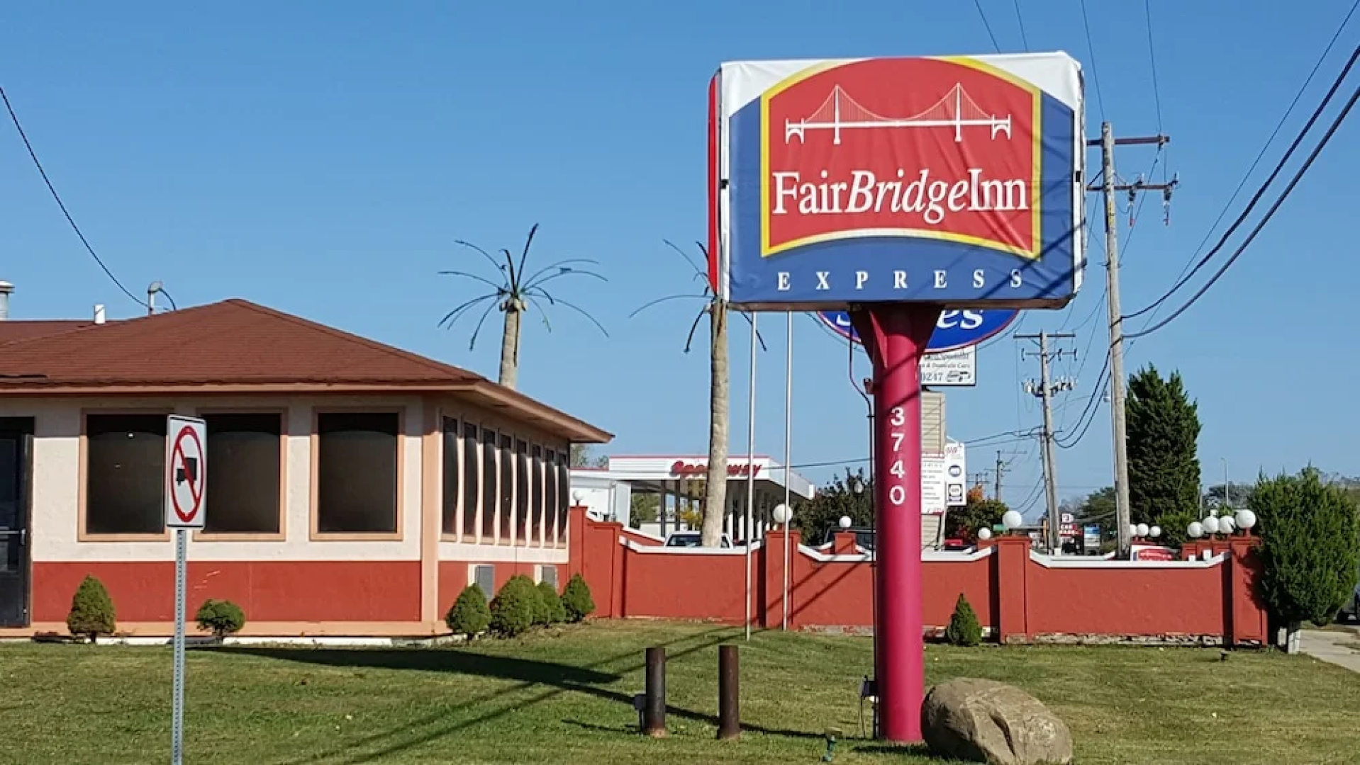 Fairbridge Inn Express