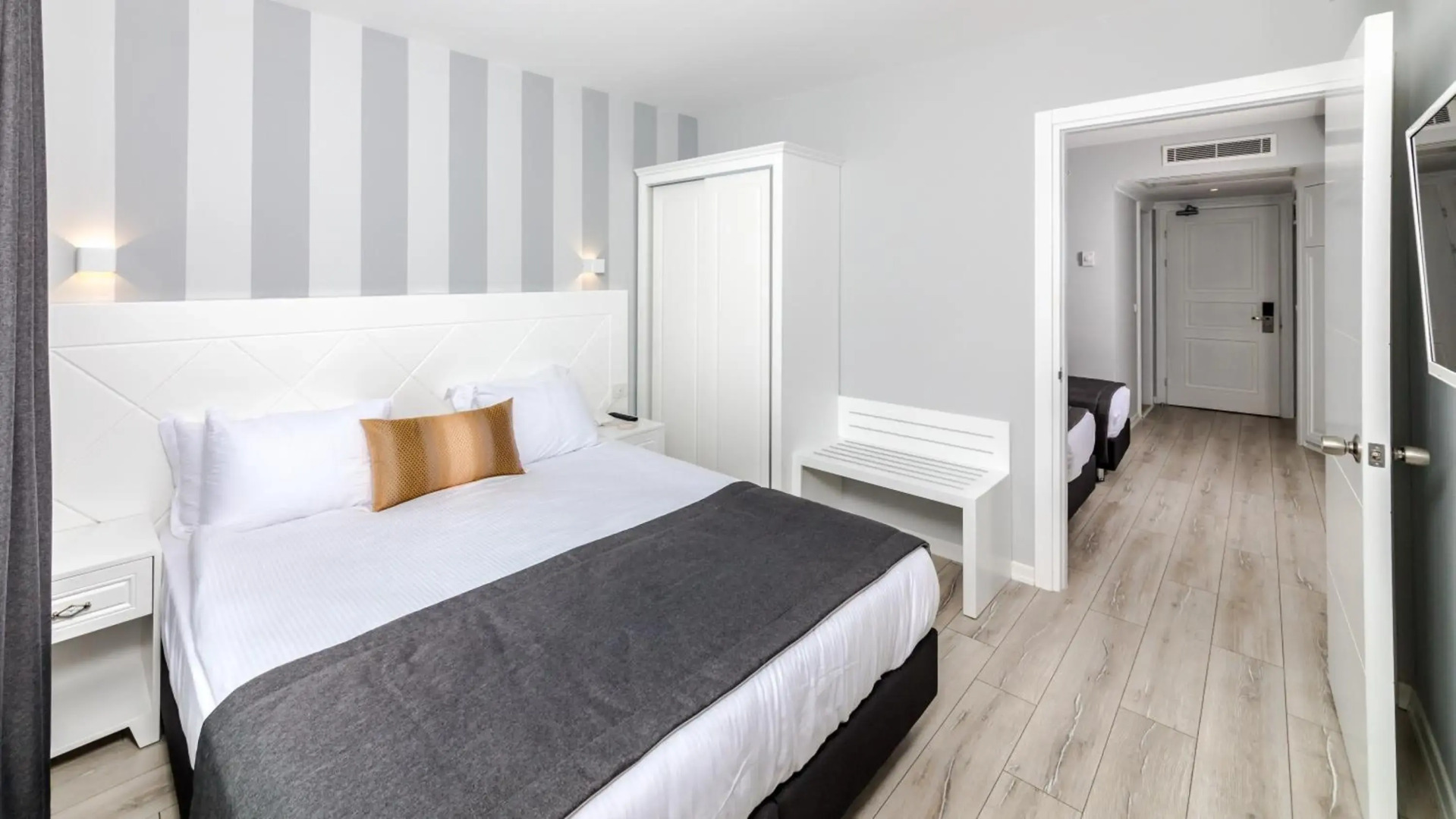 Motto Premium Hotel & Spa