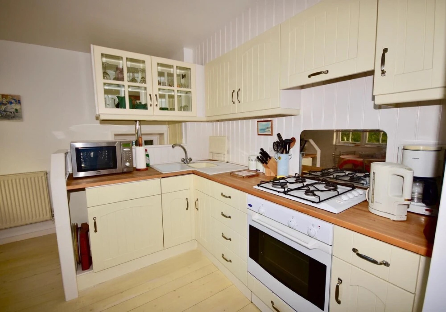 Mulberry 3 bed Cowes Cottage, Solent Views (Sleeps 6)