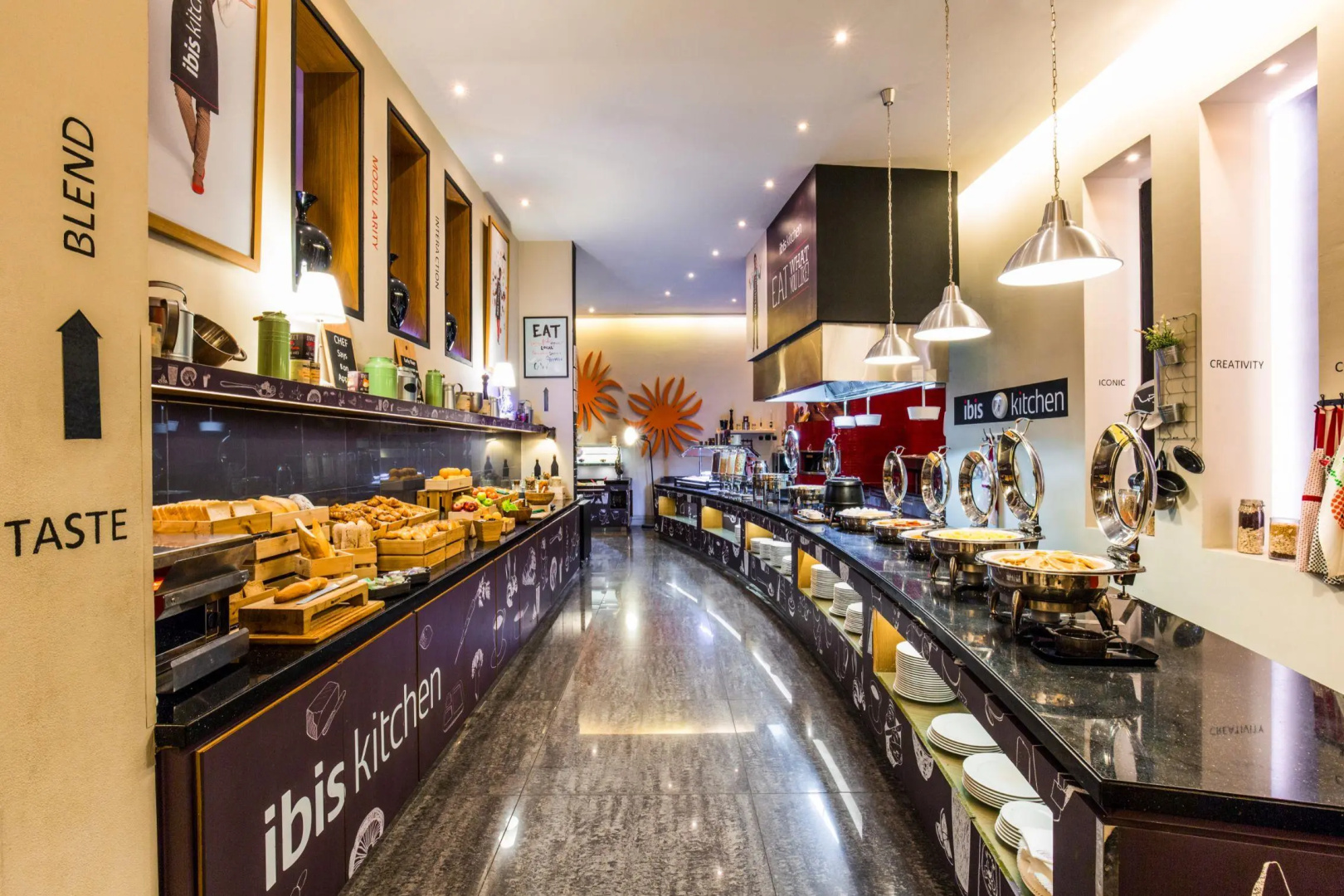 Отель Ibis Mall Avenue Dubai