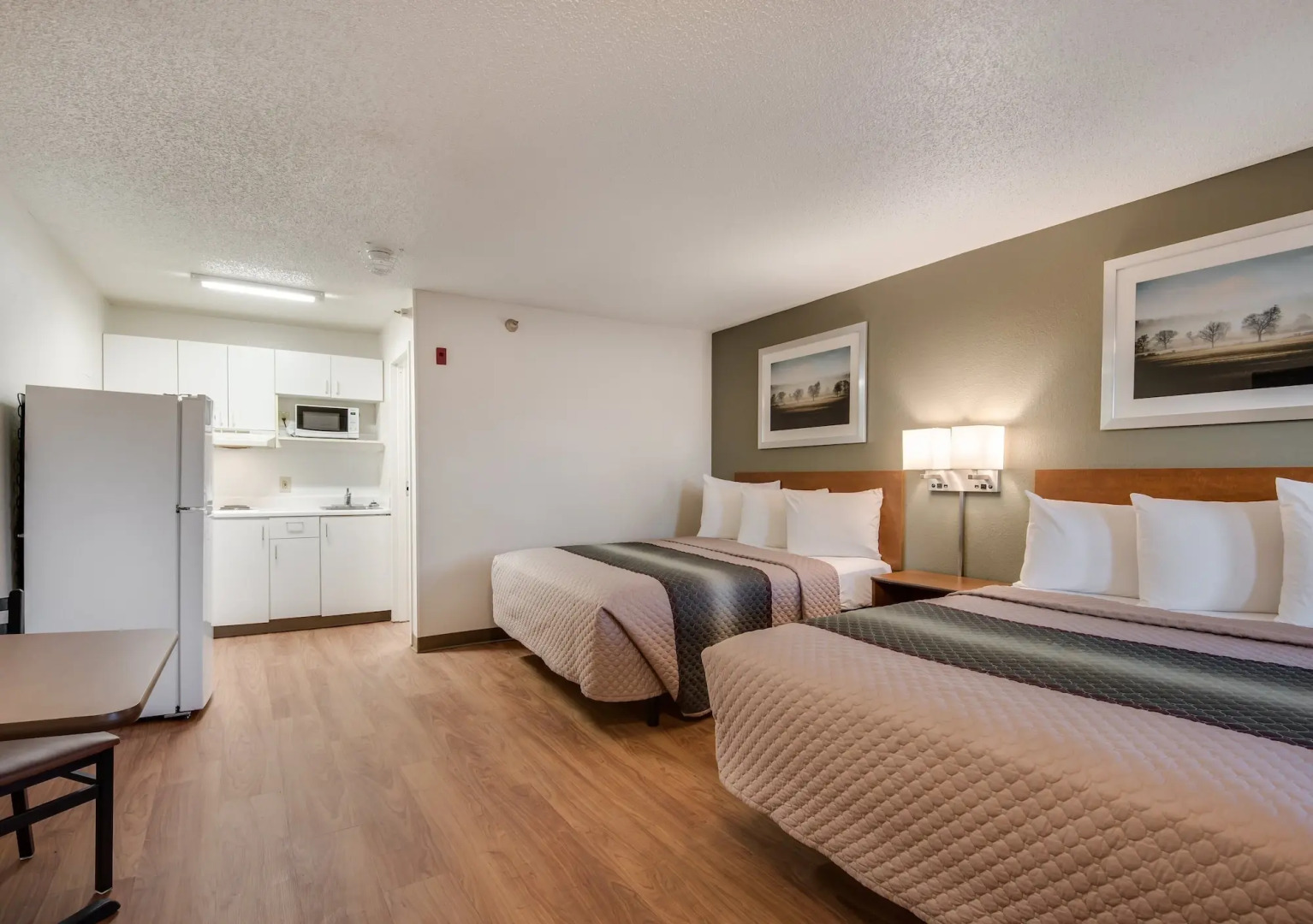 Birch Hill Suites Kansas City – Independence
