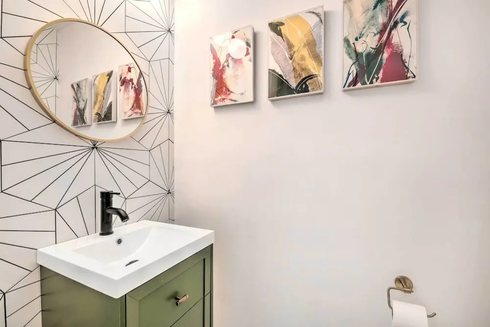 Peaceful Smyrna Home w/ Wood-burning Fire Pit