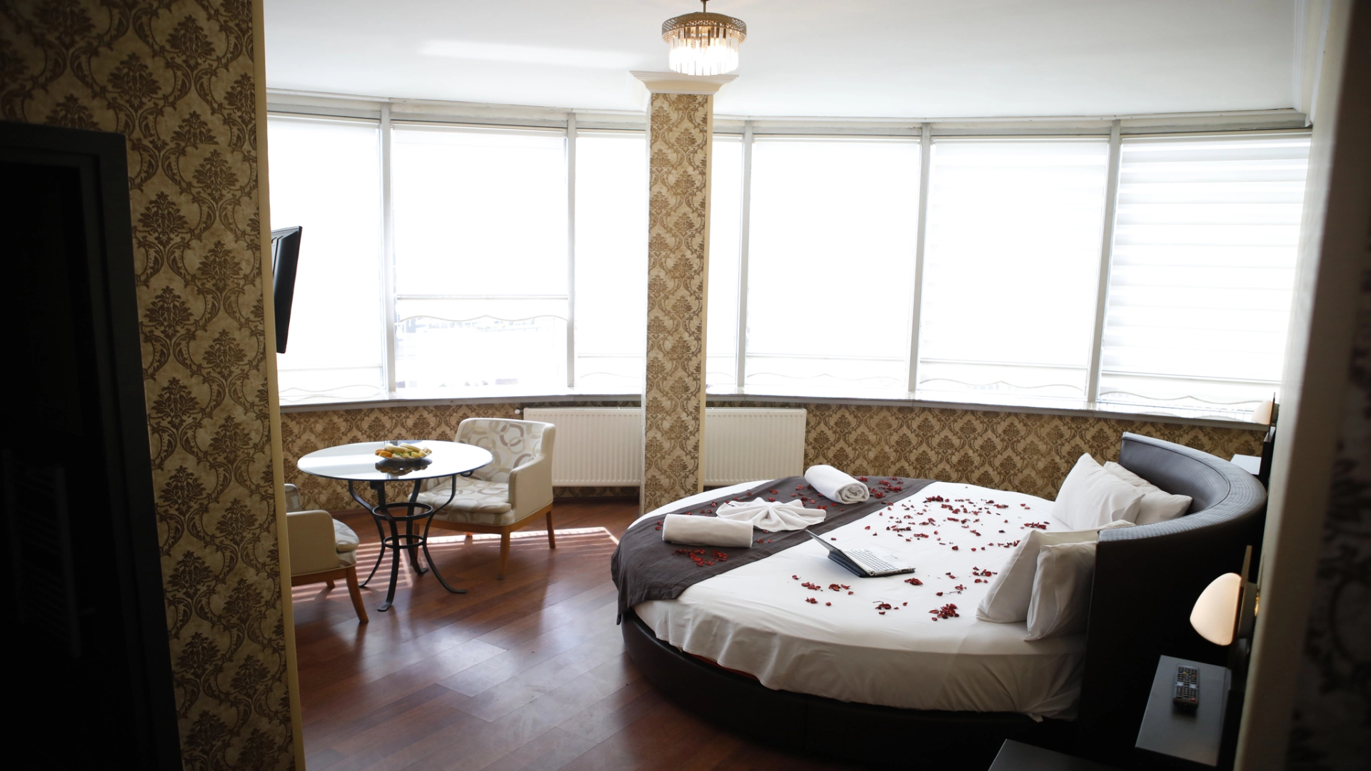 Silivri Safir Hotel & Resort Beach And Restaurant