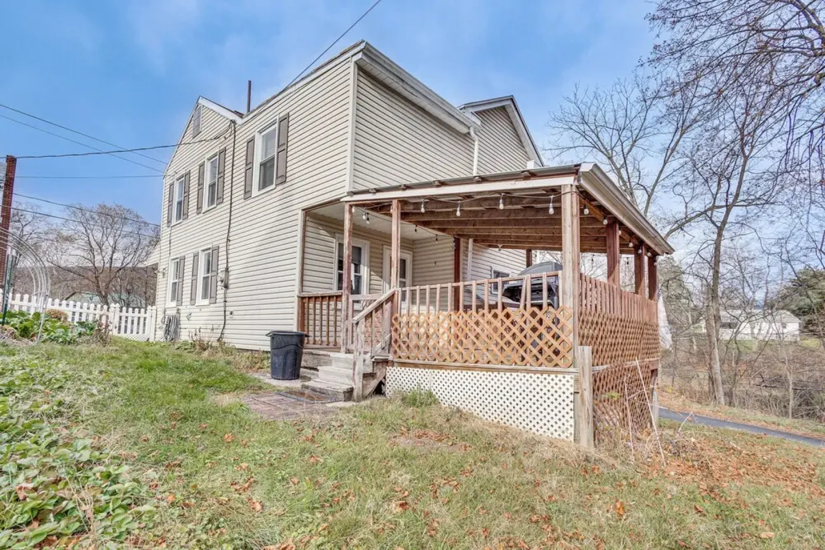 Quiet Port Royal Home w/ Deck, Near Juniata River!