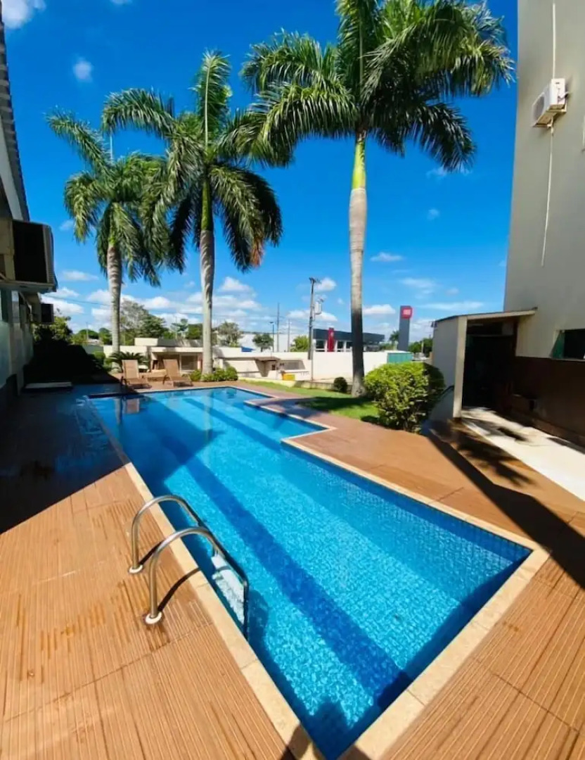 Shelton Palace Hotel