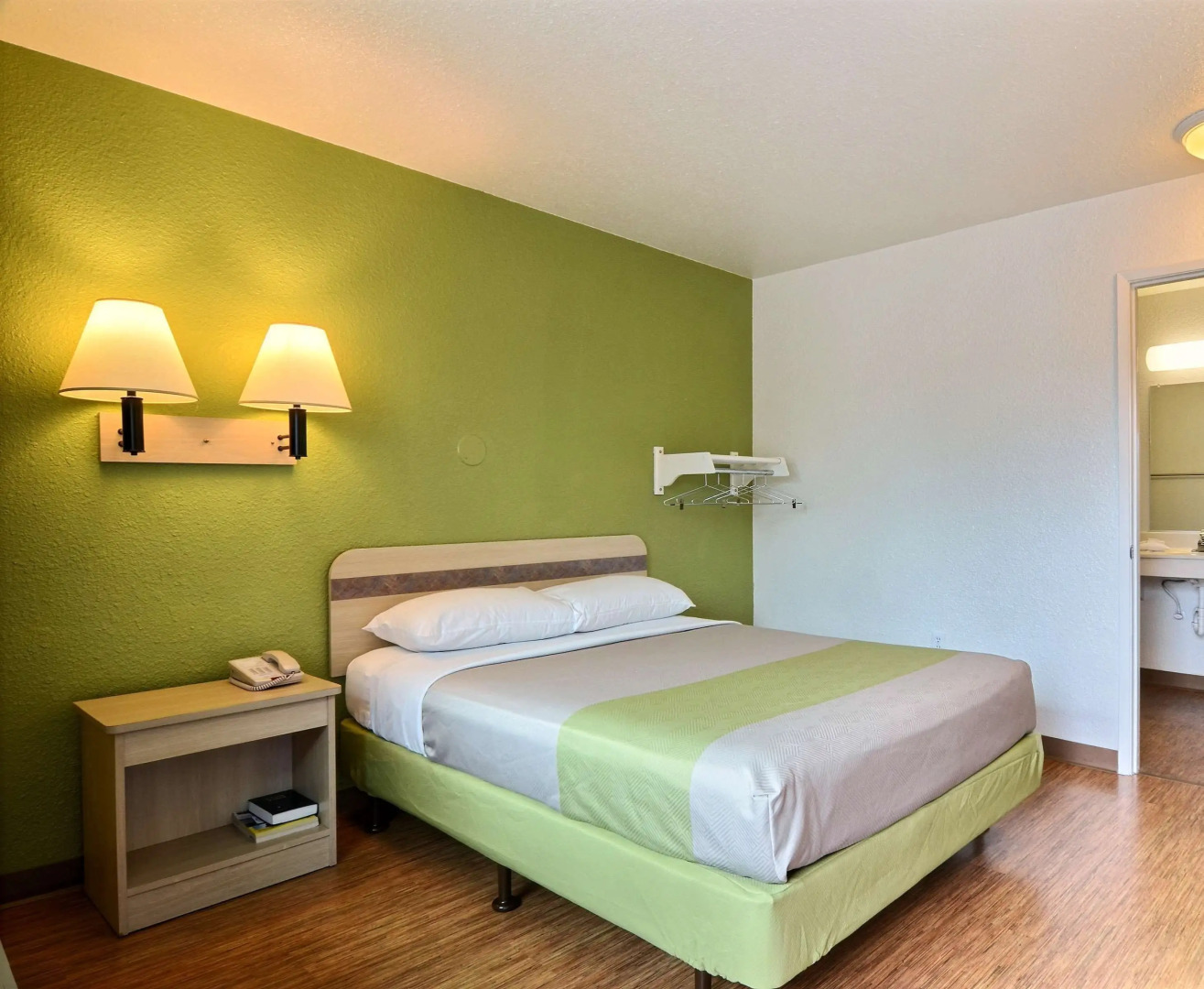 Motel 6 Tumwater, WA - Olympia