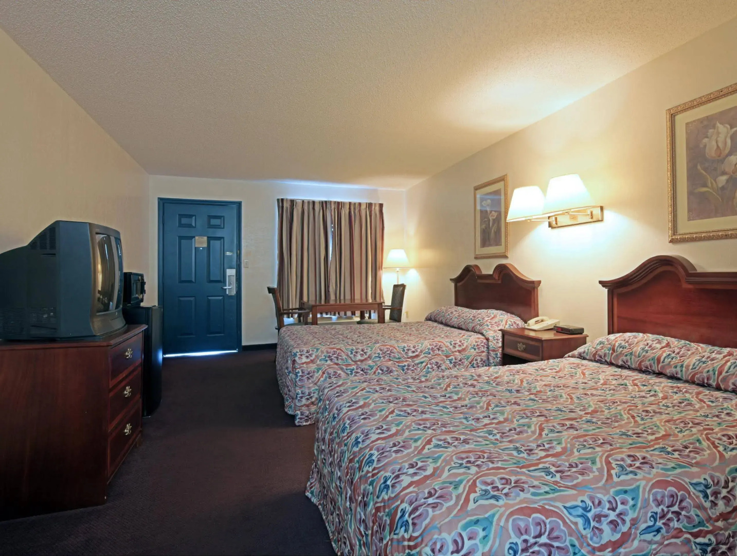 Motel 6 Grand Rivers, KY