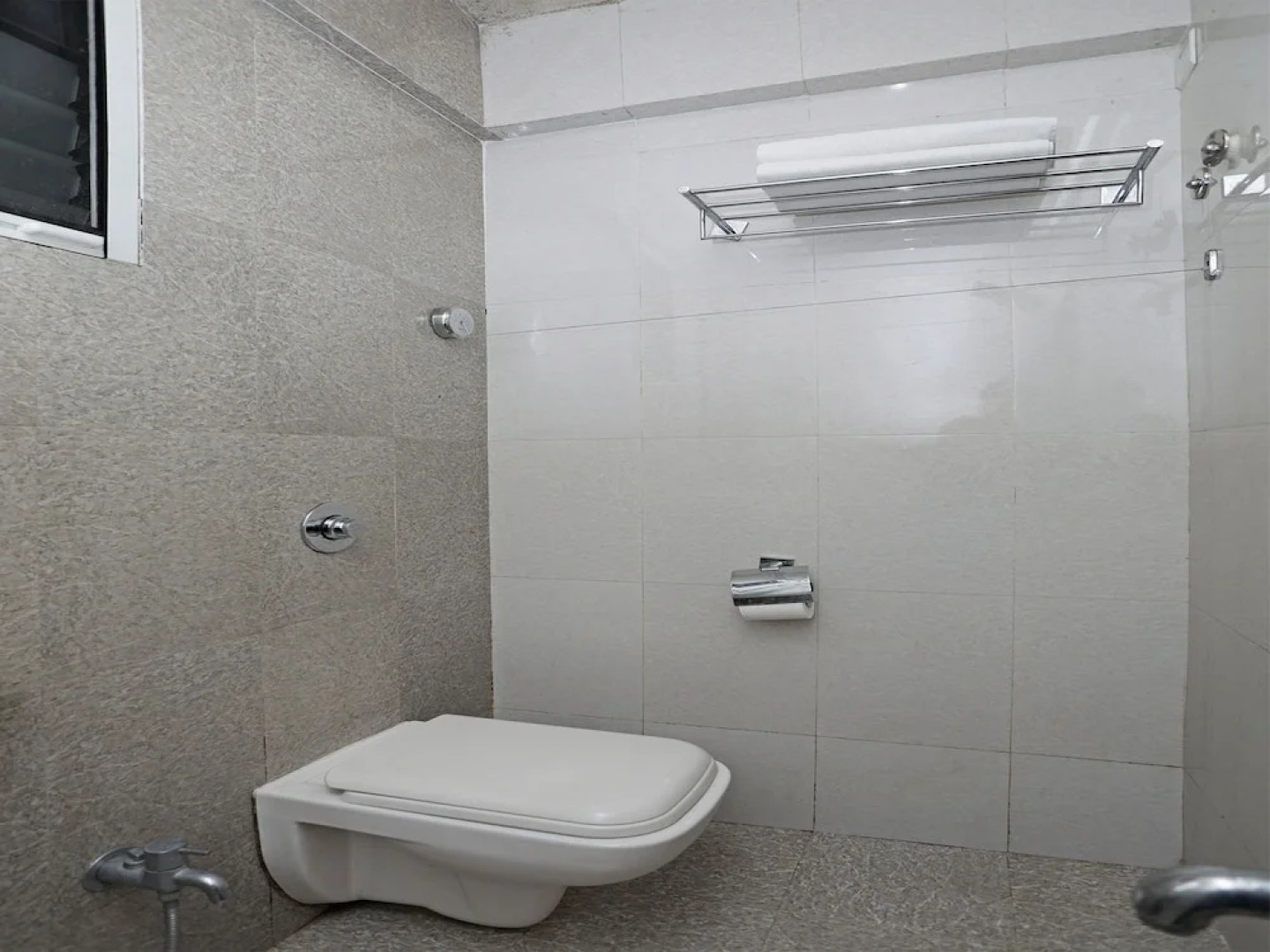 OYO 693 Hotel Ranjanas Hospitality