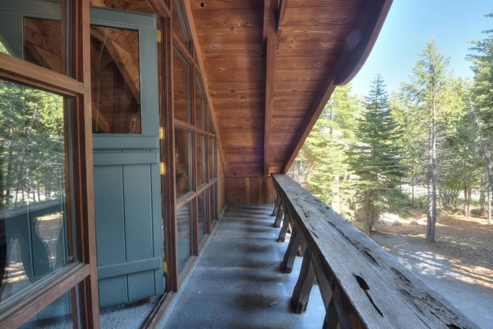 Charming Cascade Chalet